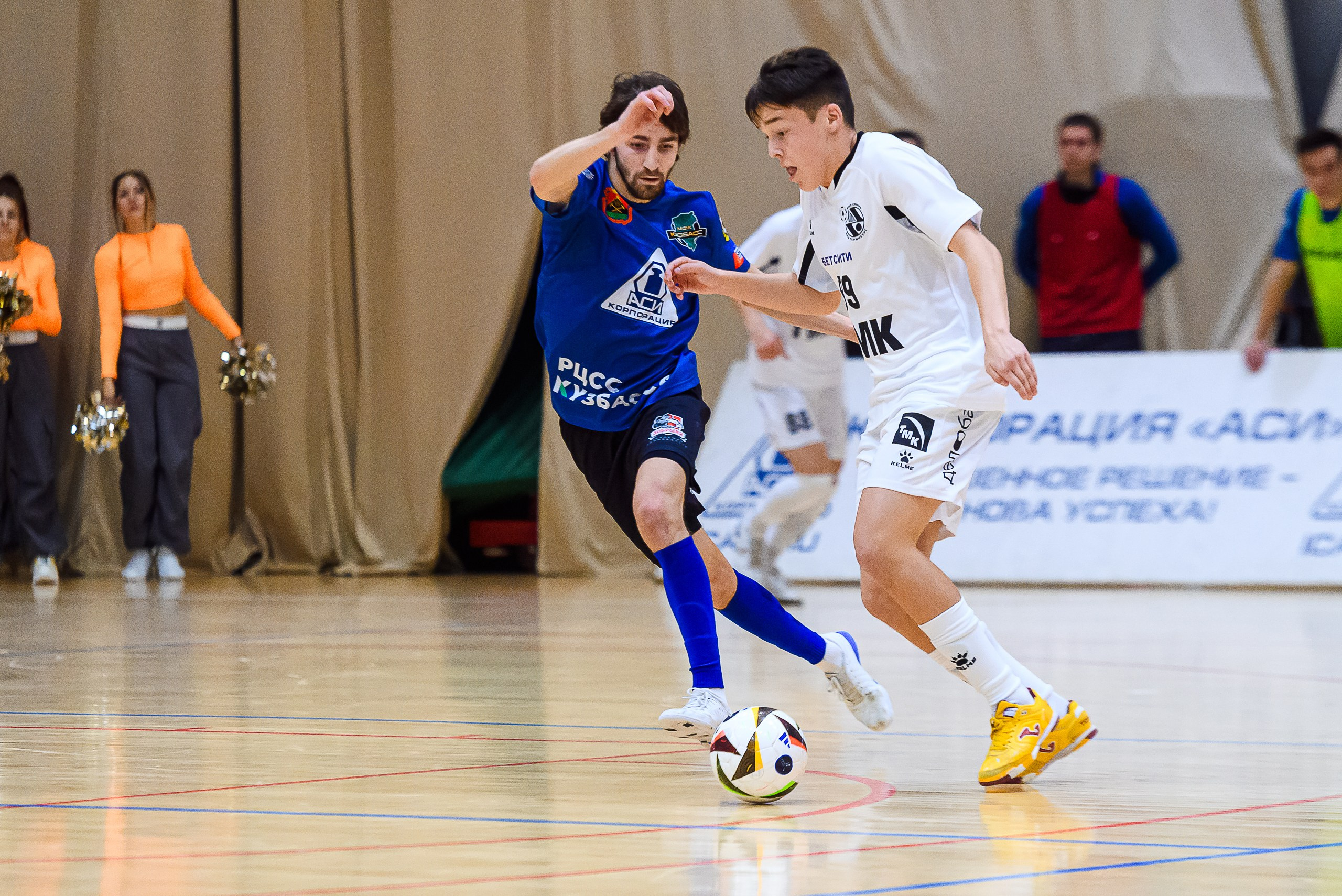Высшая лига по футзалу — Сезон 2024-2025 — 2ой тур. Репортажный фотограф в Кемерово