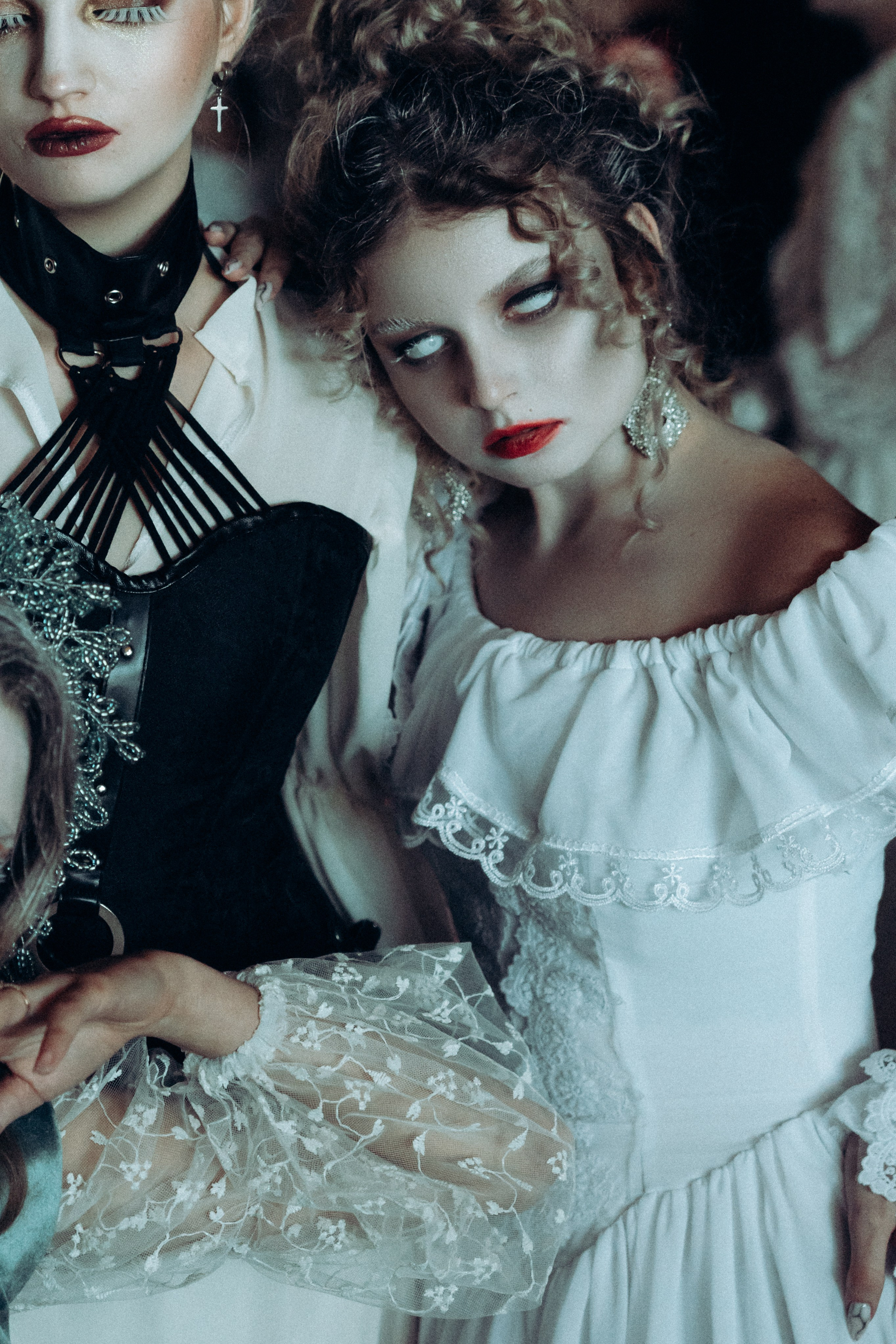 MARICROWNS | October fashion show. Портретный свадебный фотограф Крым | Евгения Щитенко