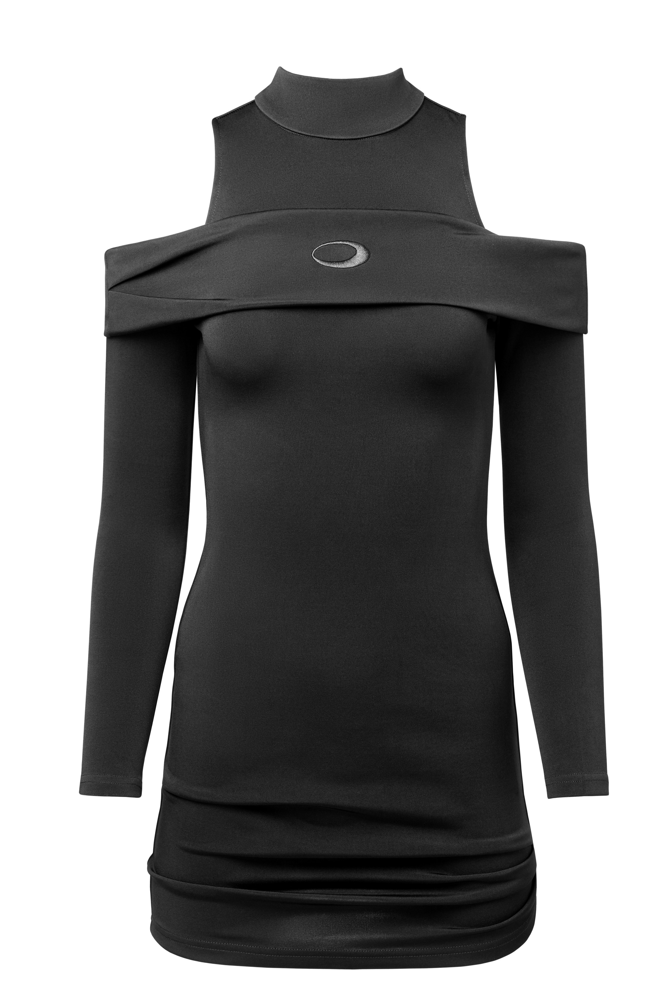 Одежда Berhasm на прозрачном манекене и в раскладку. Олег Дмитриев