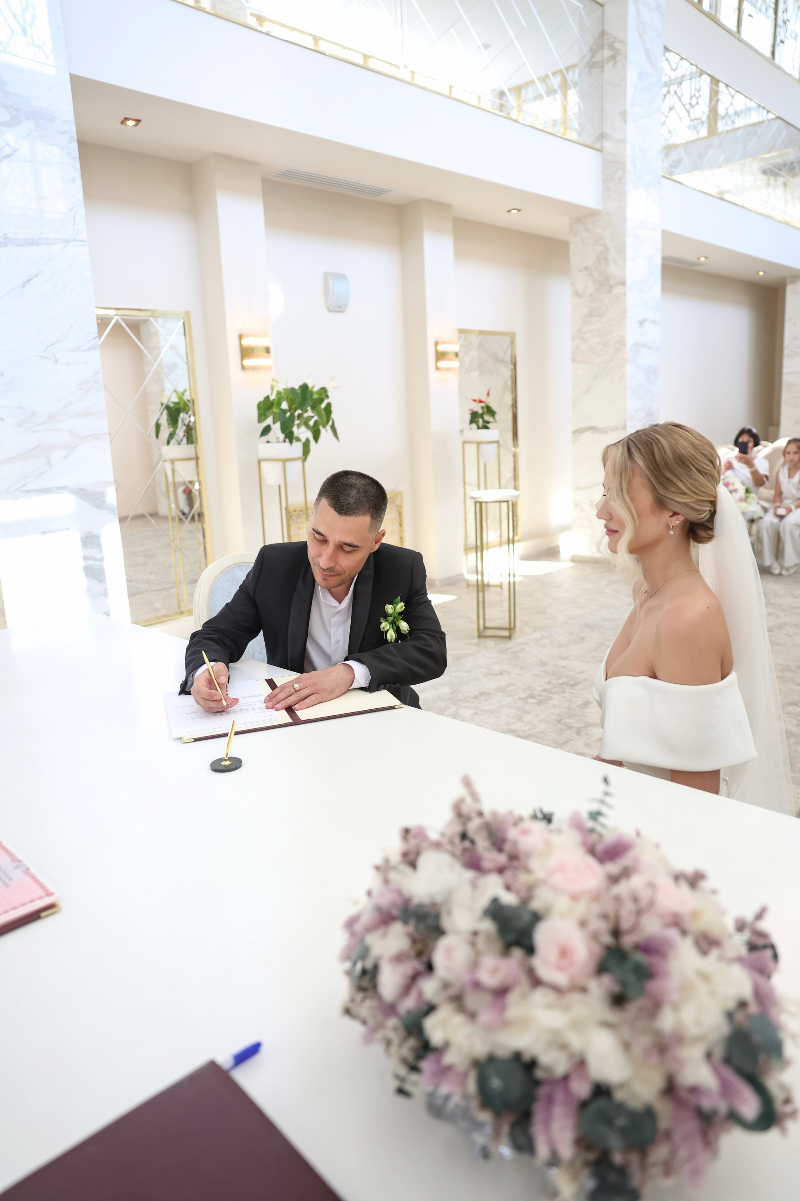 Дарья и Роман. Сборы, ЗАГС, Прогулка. Главная