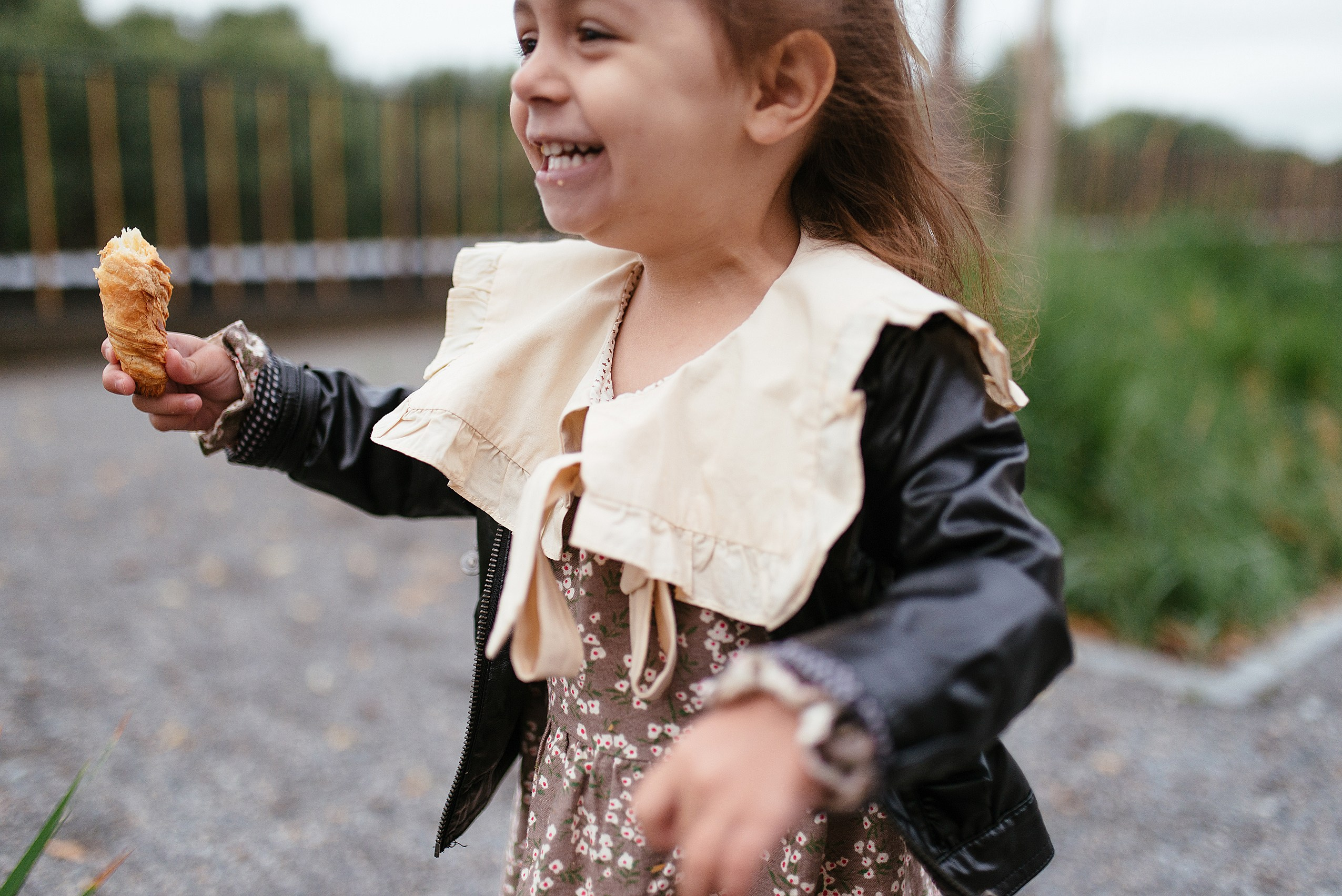 Городская семейная фотосессия. Семейный фотограф Дарья Едапина Новосибирск. Фотограф Дарья Едапина Новосибирск