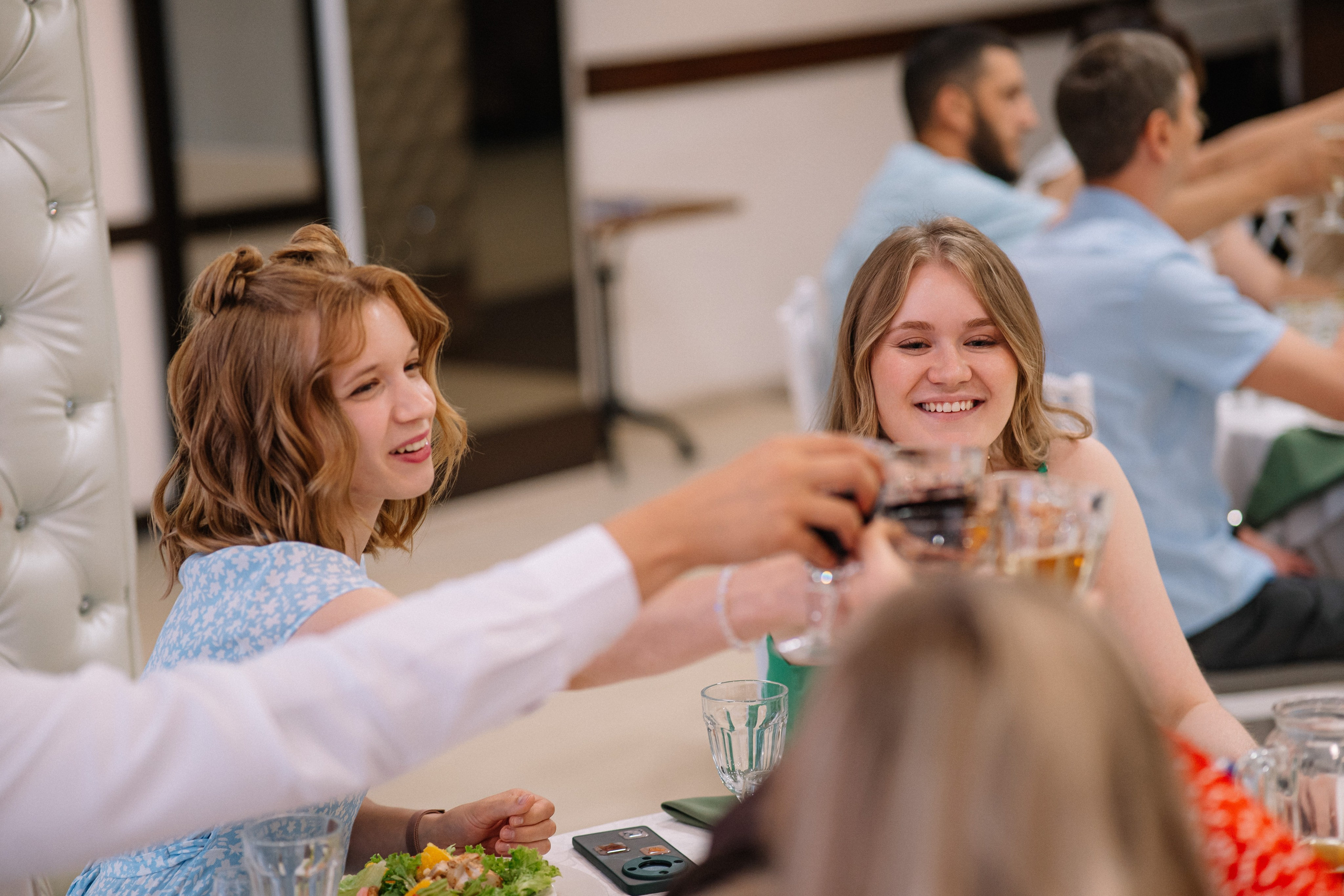 Анастасия и Роман — банкет Времена года. Репортажный (Event) фотограф в Барнауле | Даниил Маркин | Качество и вайб