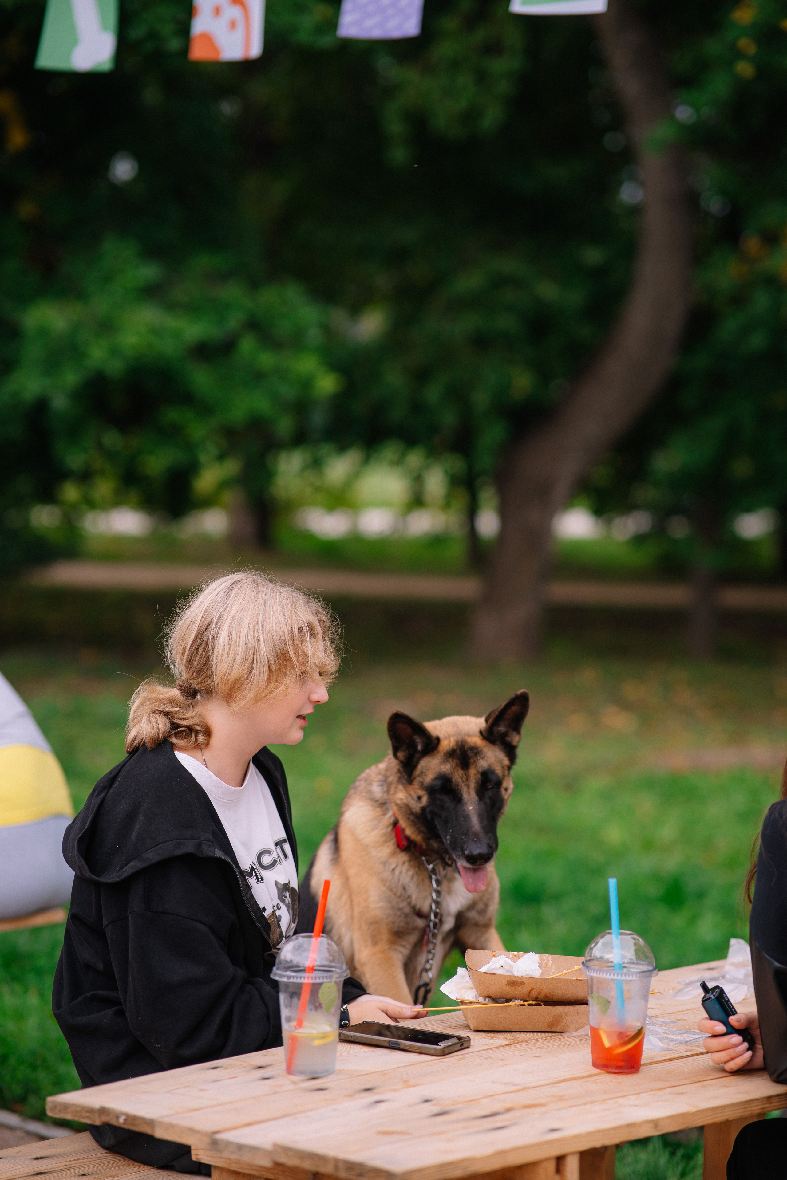Фотоотчет ЛАПКИ ТАПКИ в Барнауле. Репортажный (Event) фотограф в Барнауле | Даниил Маркин | Качество и вайб