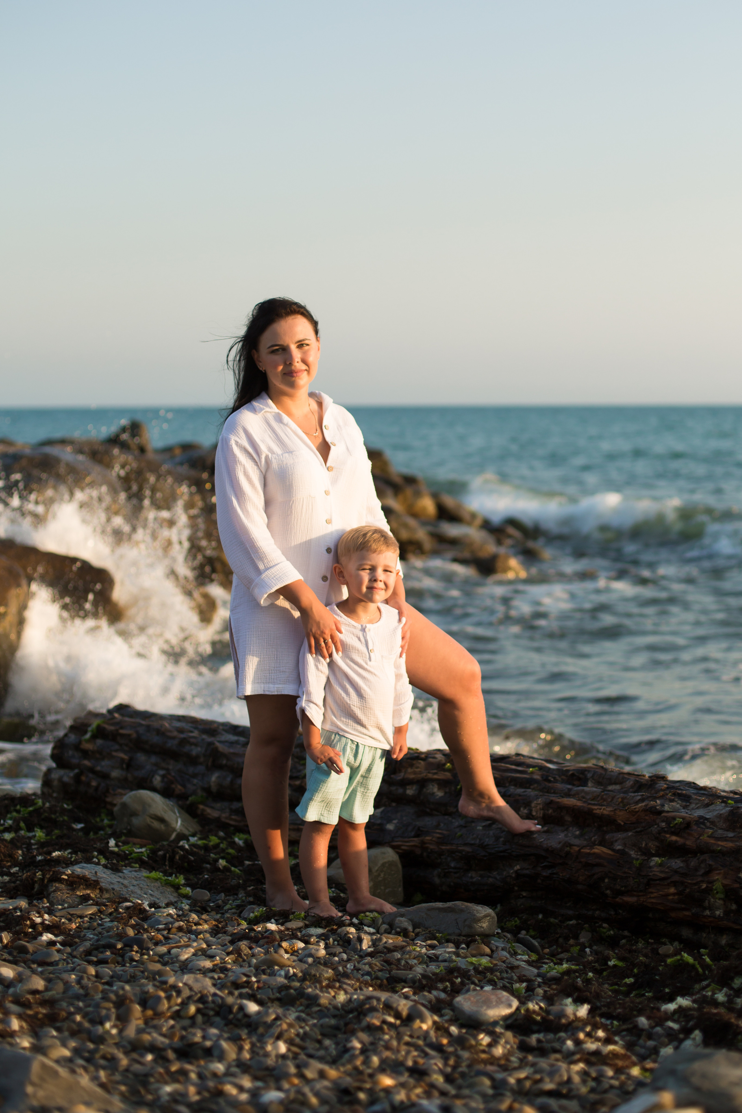 Фотосессия мамы с сыном. Фотограф в Сочи Красной поляне Абхазии Юлия Кормишенко