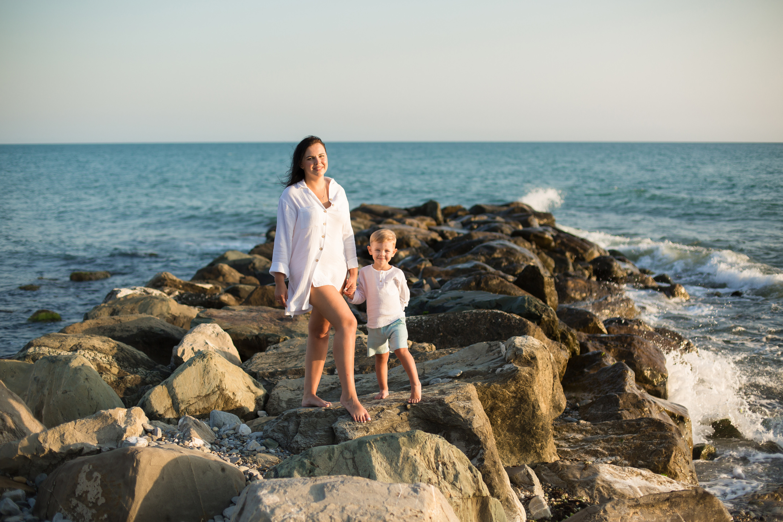 Фотосессия мамы с сыном. Фотограф в Сочи Красной поляне Абхазии Юлия Кормишенко