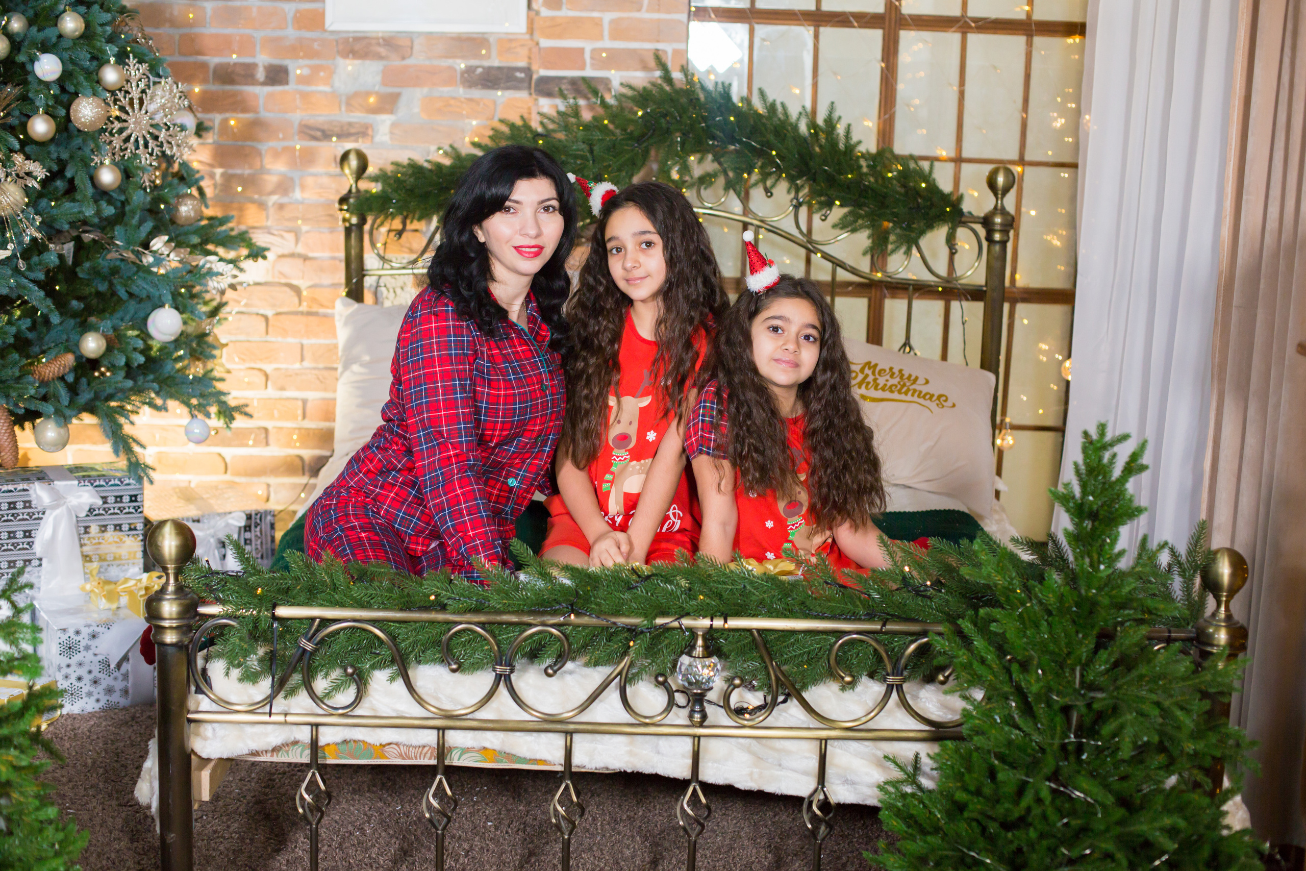 Семейная фотосессия. Фотограф в Сочи Красной поляне Абхазии Юлия Кормишенко