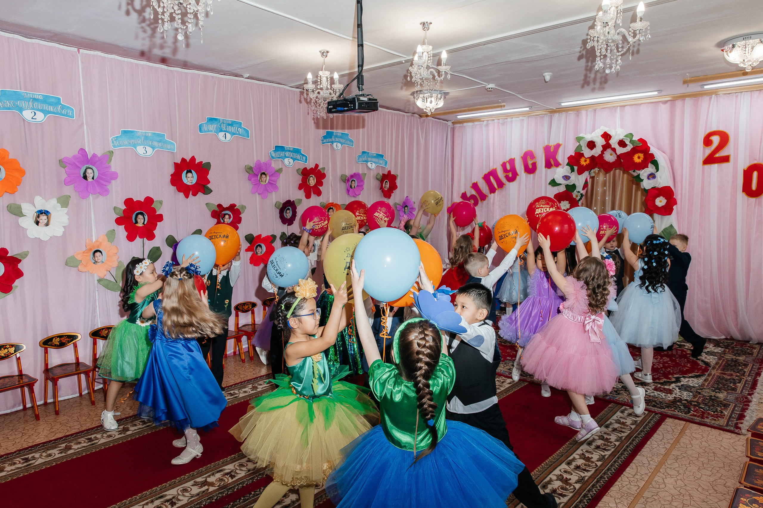 Выпускной Солнышко 2023. Воронистая Анастасия. Фотограф Якутия, Томпонский район