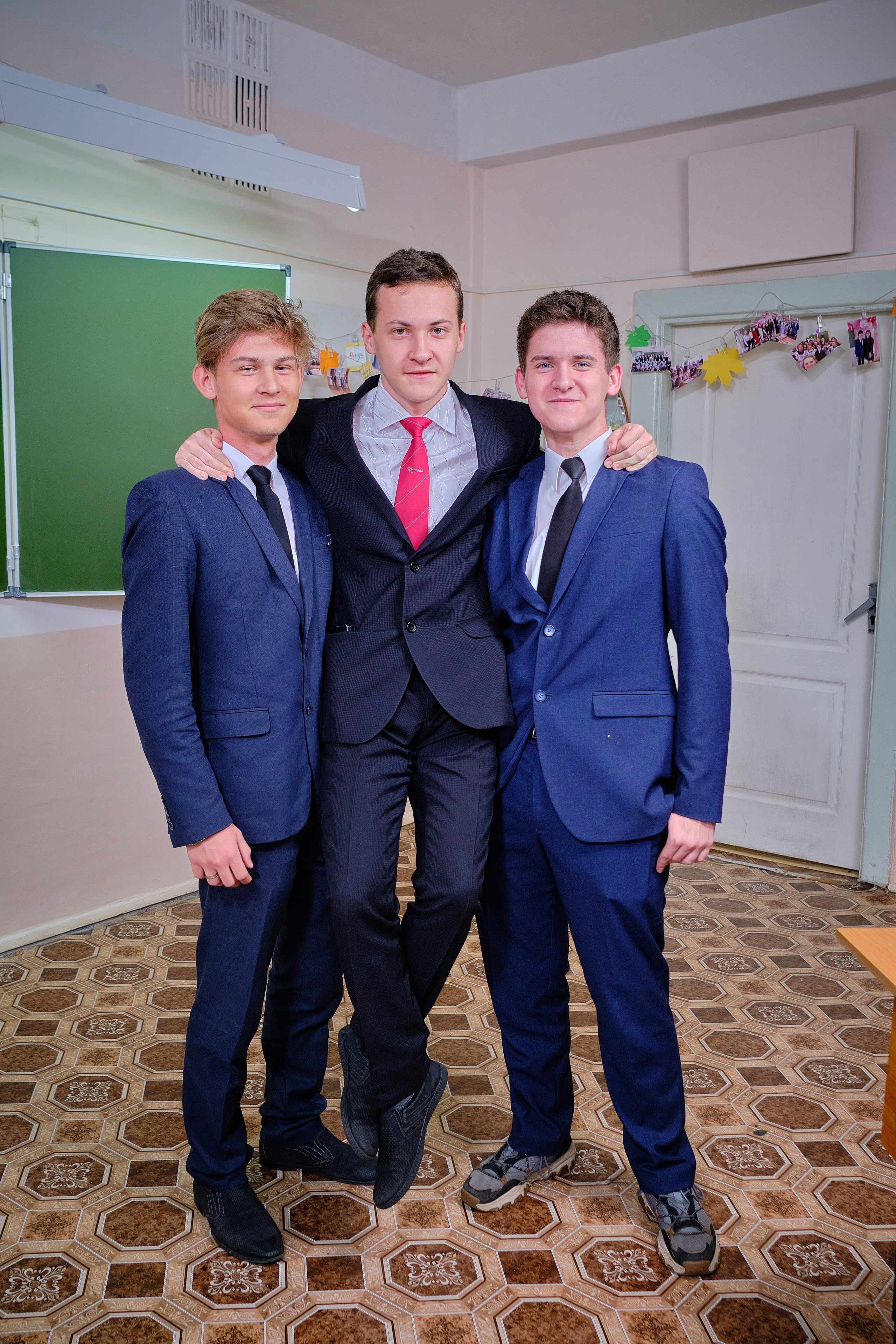 Старшая школа — Групповые фото