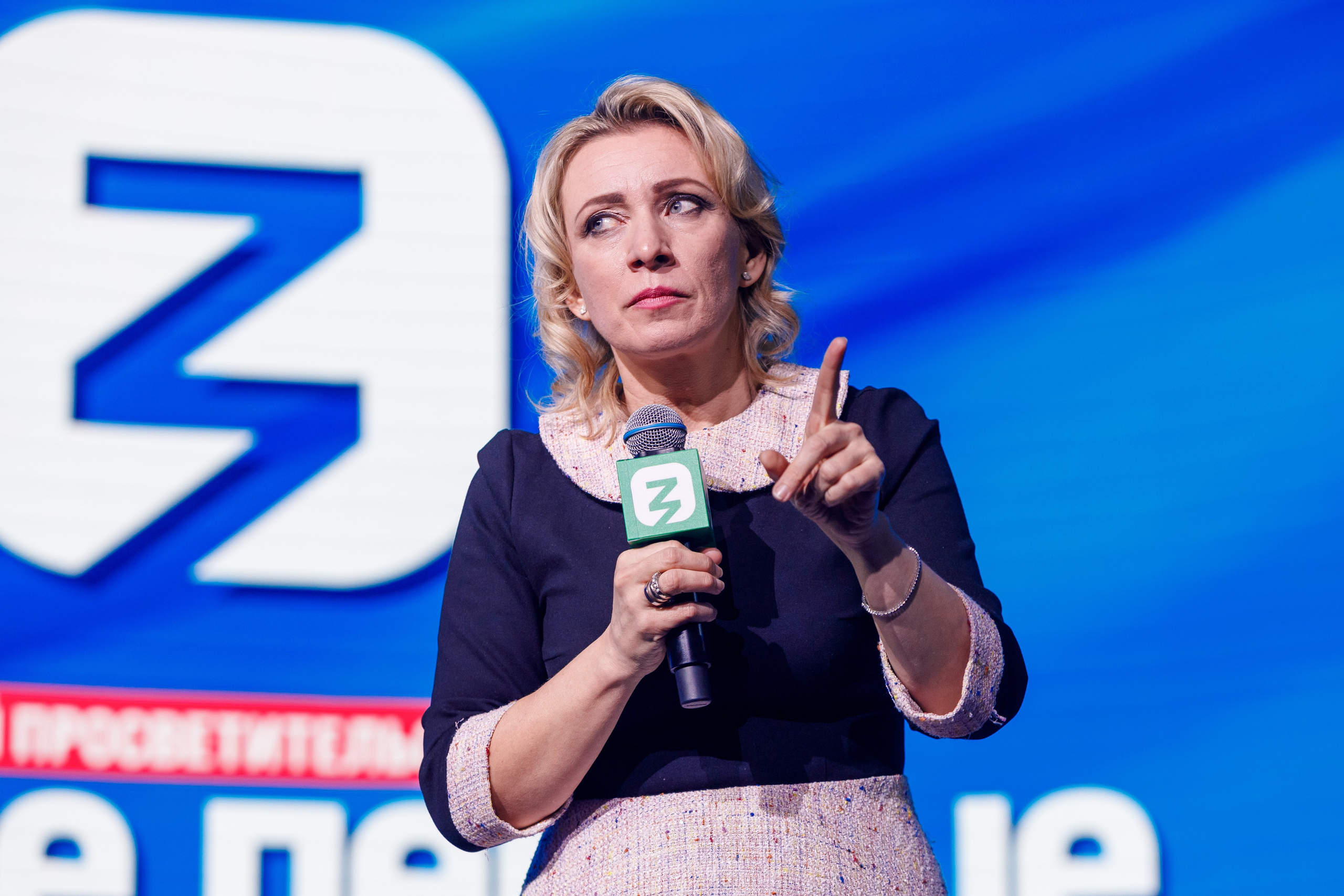 Всемирный фестиваль молодёжи 2024 в России. Репортажный фотограф в Москве, Сочи и Санкт-Петербурге