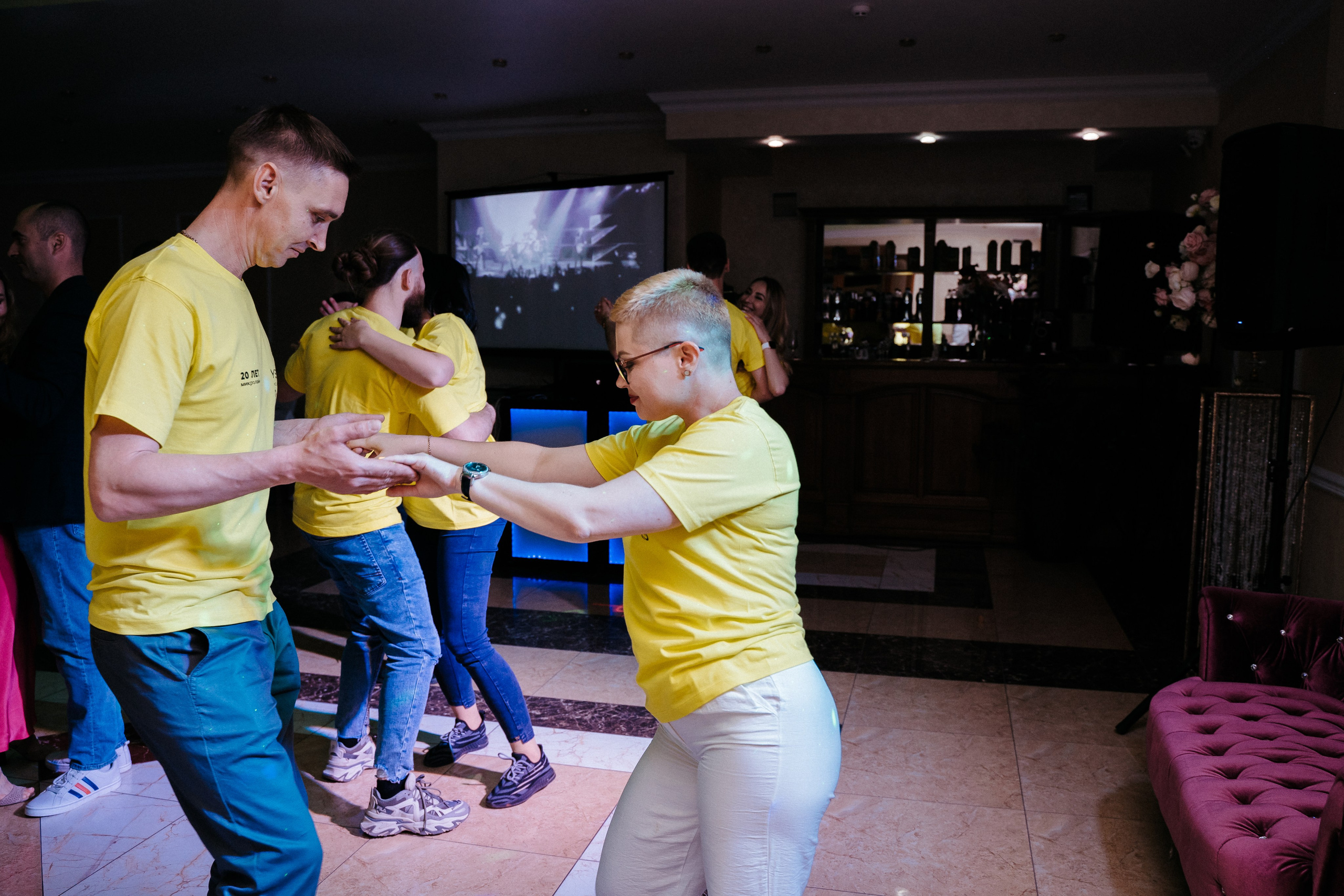 Yes Holding. Свадебный фотограф в Симферополе