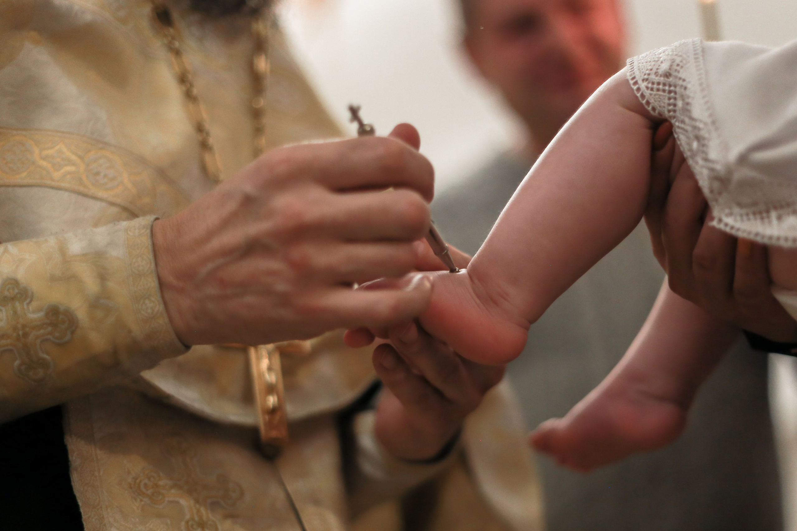 Крещение Машеньки. Храм Живоначальной Троицы в Останкино. Антонина Морозова, профессиональный семейный фотограф видеограф