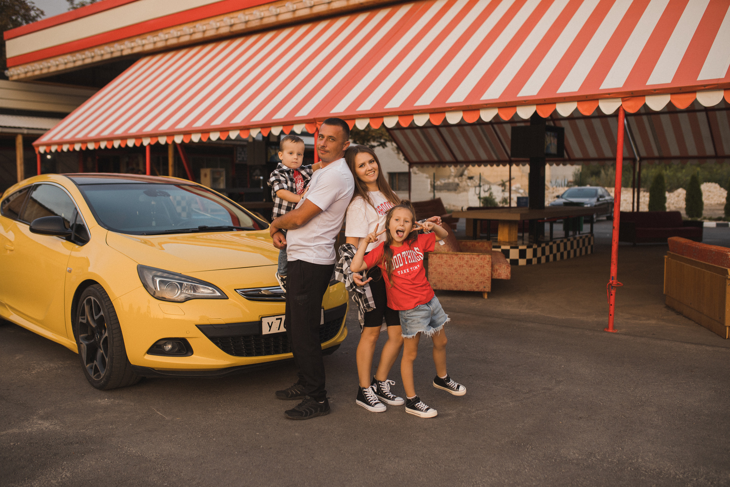 «Папин Гараж». Свадебный и семейный фотограф в Белгороде Евгения Курочкина