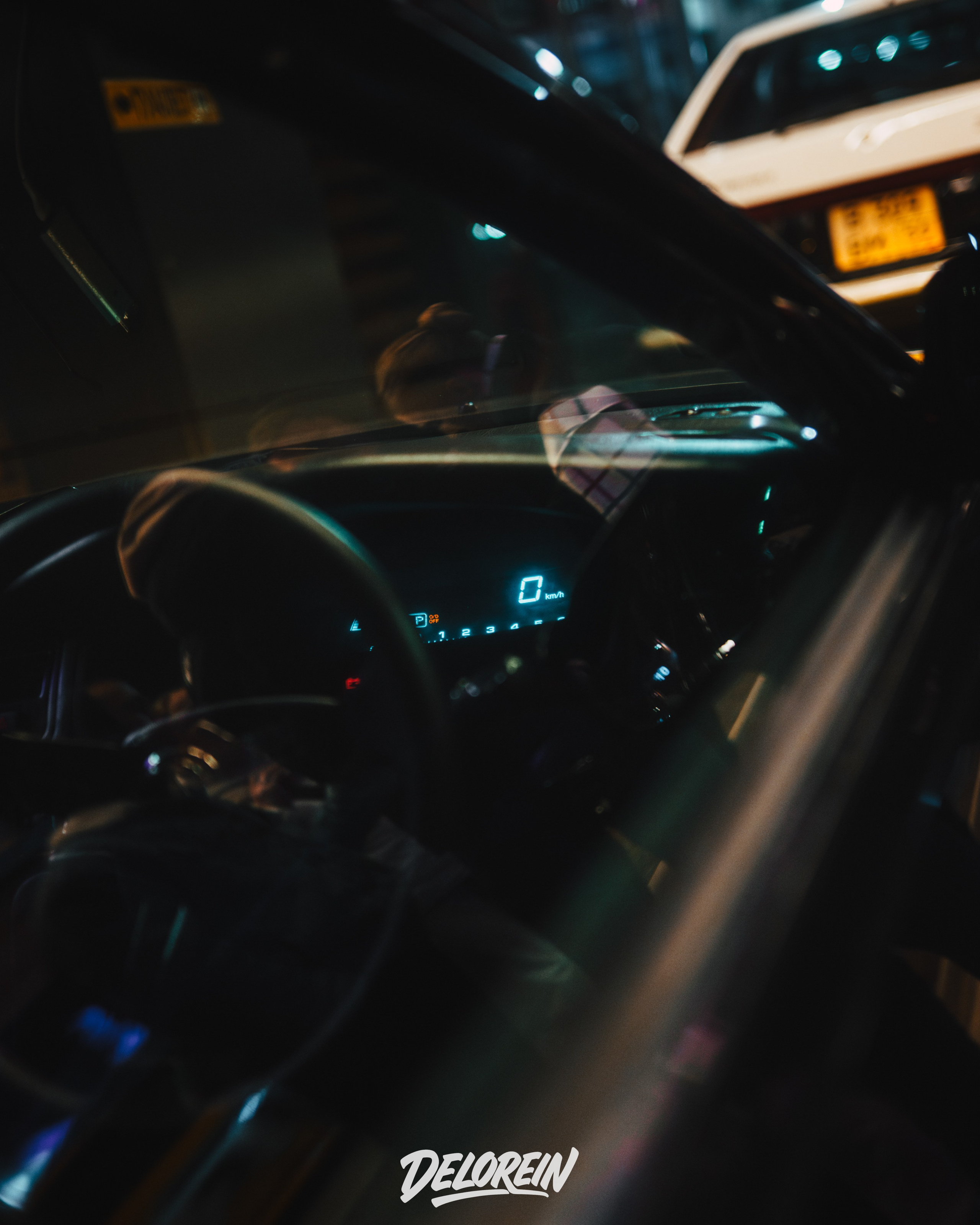 Downfly 25 марта 2026. DeLorein