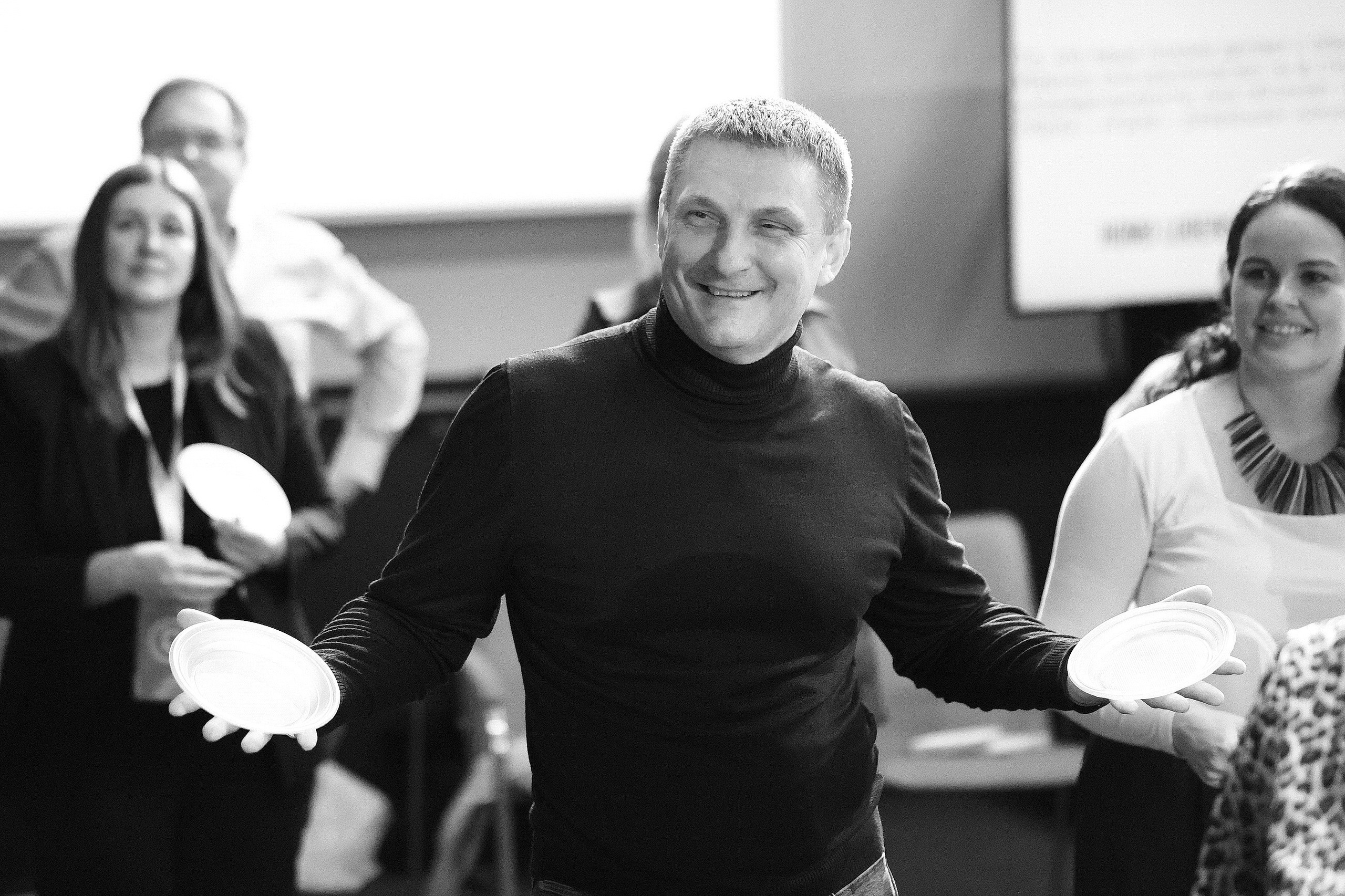 СЕНЕЖ. Публичные коммуникации лидеров. Фотографирую масштабные события, людей и их истории по всему миру. Константин Трубников