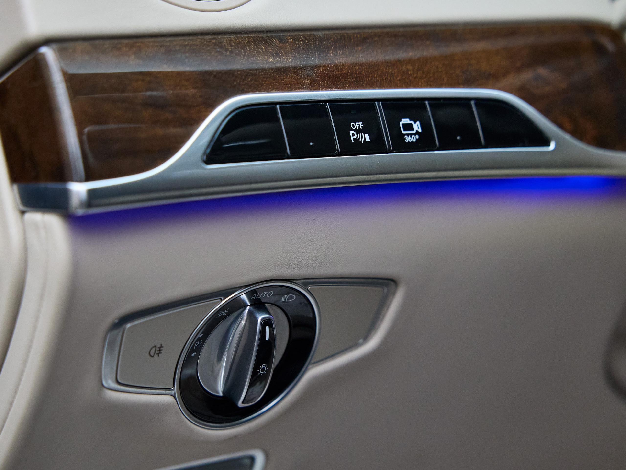 Mercedes S500. IDeAI studio