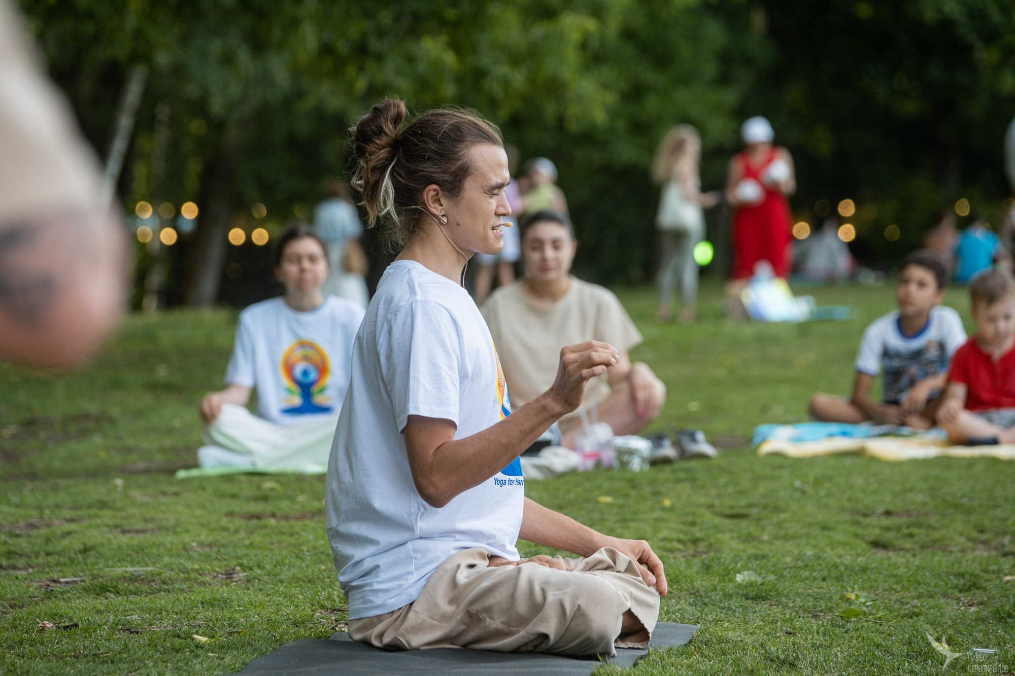 Международный день йоги. Репортажный фотограф в Казани Павел Серпокрылов