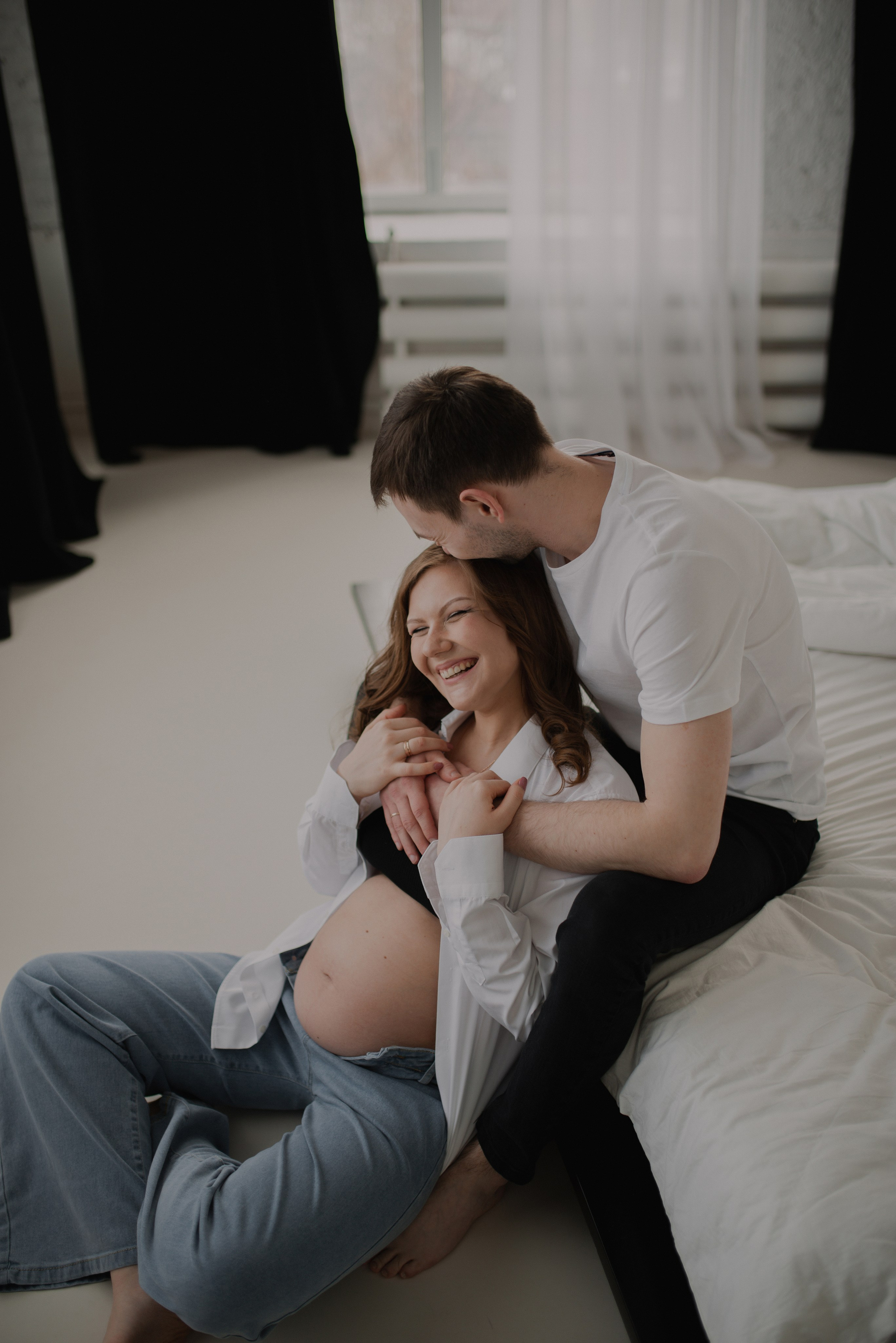 Фотосессия беременности в студии Бутово. Семейная фотосессия Бутово Москва фотограф Алина Морщагина