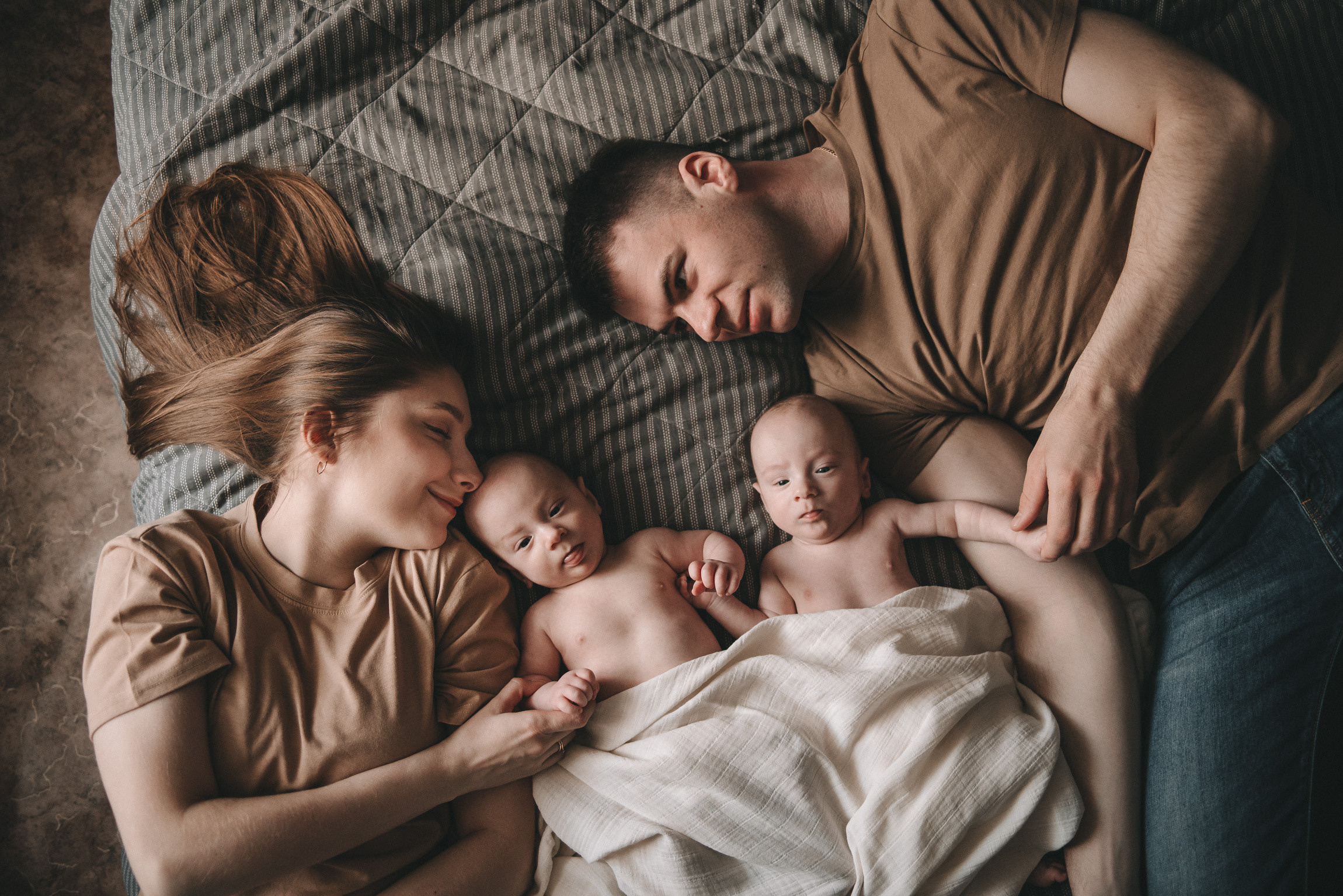 Сеня и Тимоша. Фотограф новорожденных в стиле lifestyle в Воронеже Юлия Ключникова