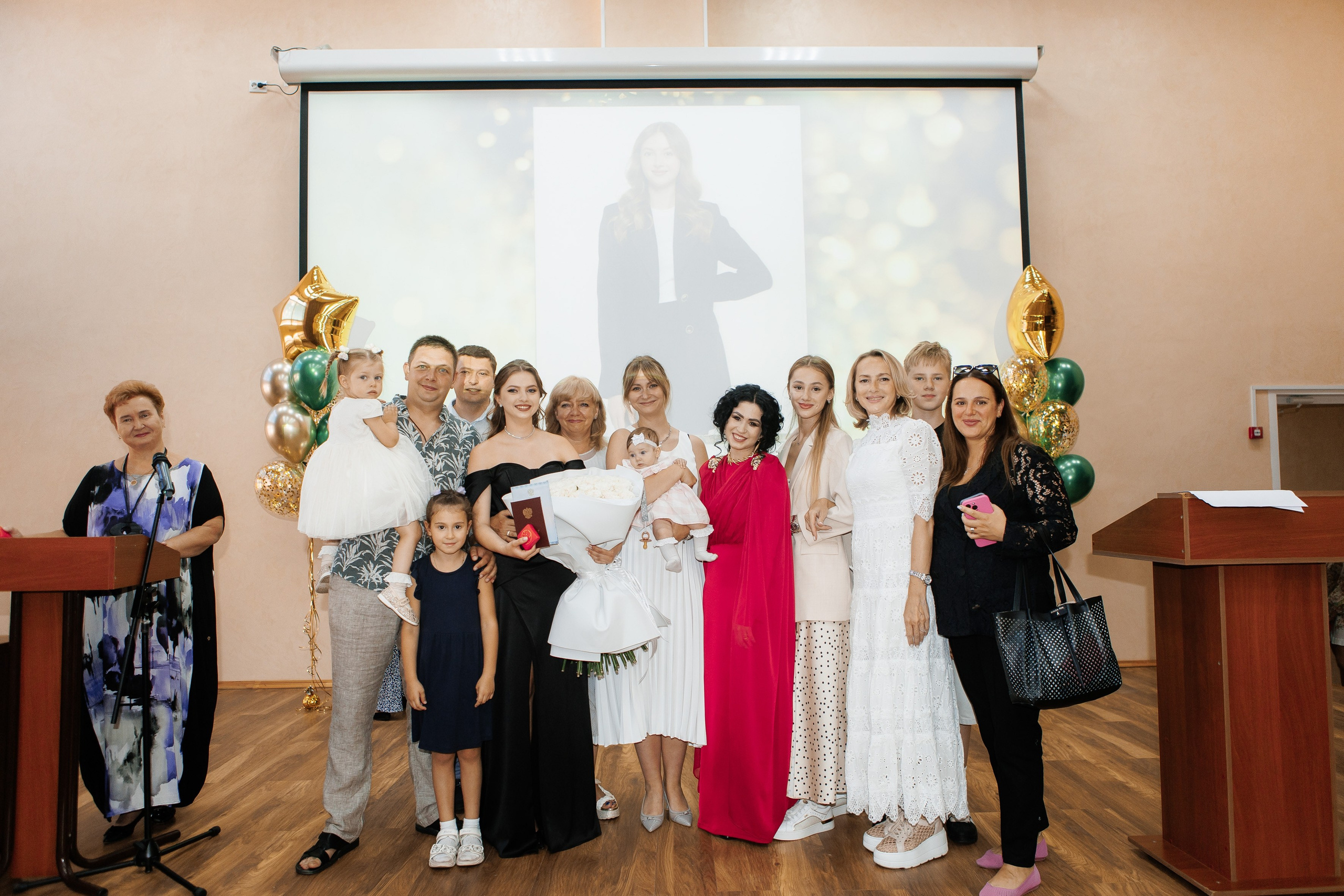 Выпускной Гимназия 12 2024 г. Свадебный и портретный Фотограф в Липецке Дмитрий Котюков