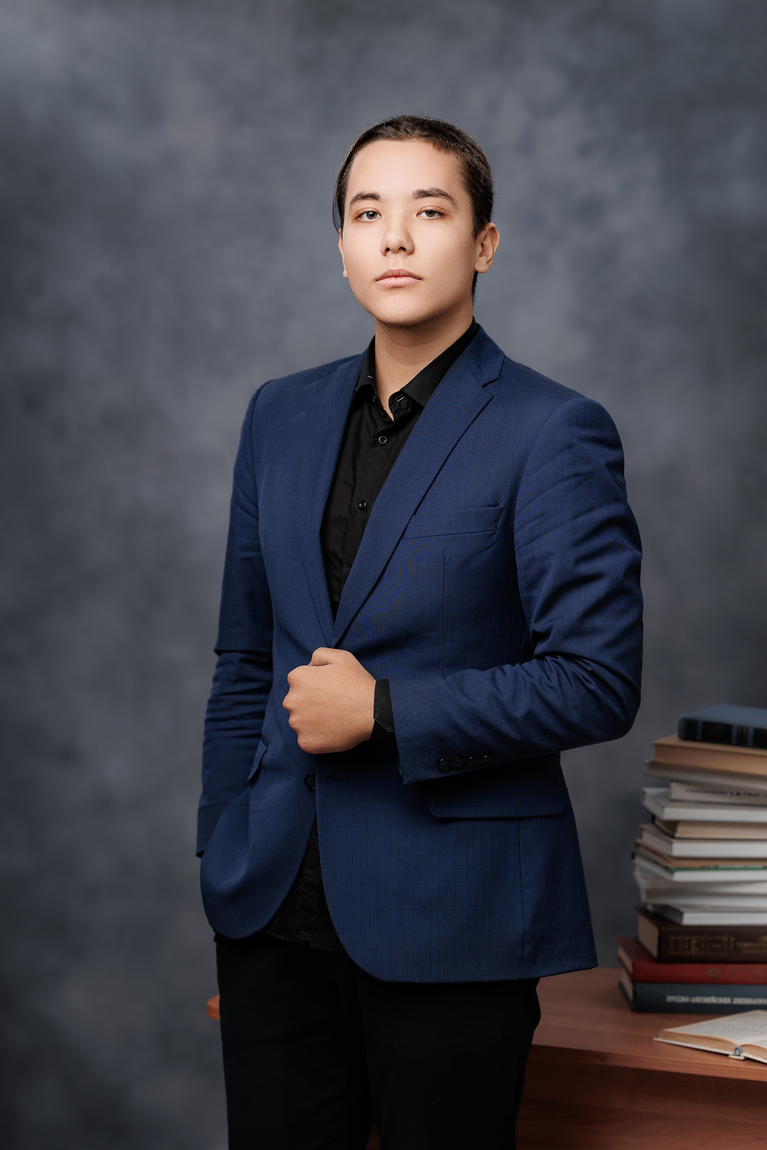 Портреты на однотонном фоне. Семейный и детский фотограф Комина Елена, Власиха, Одинцово