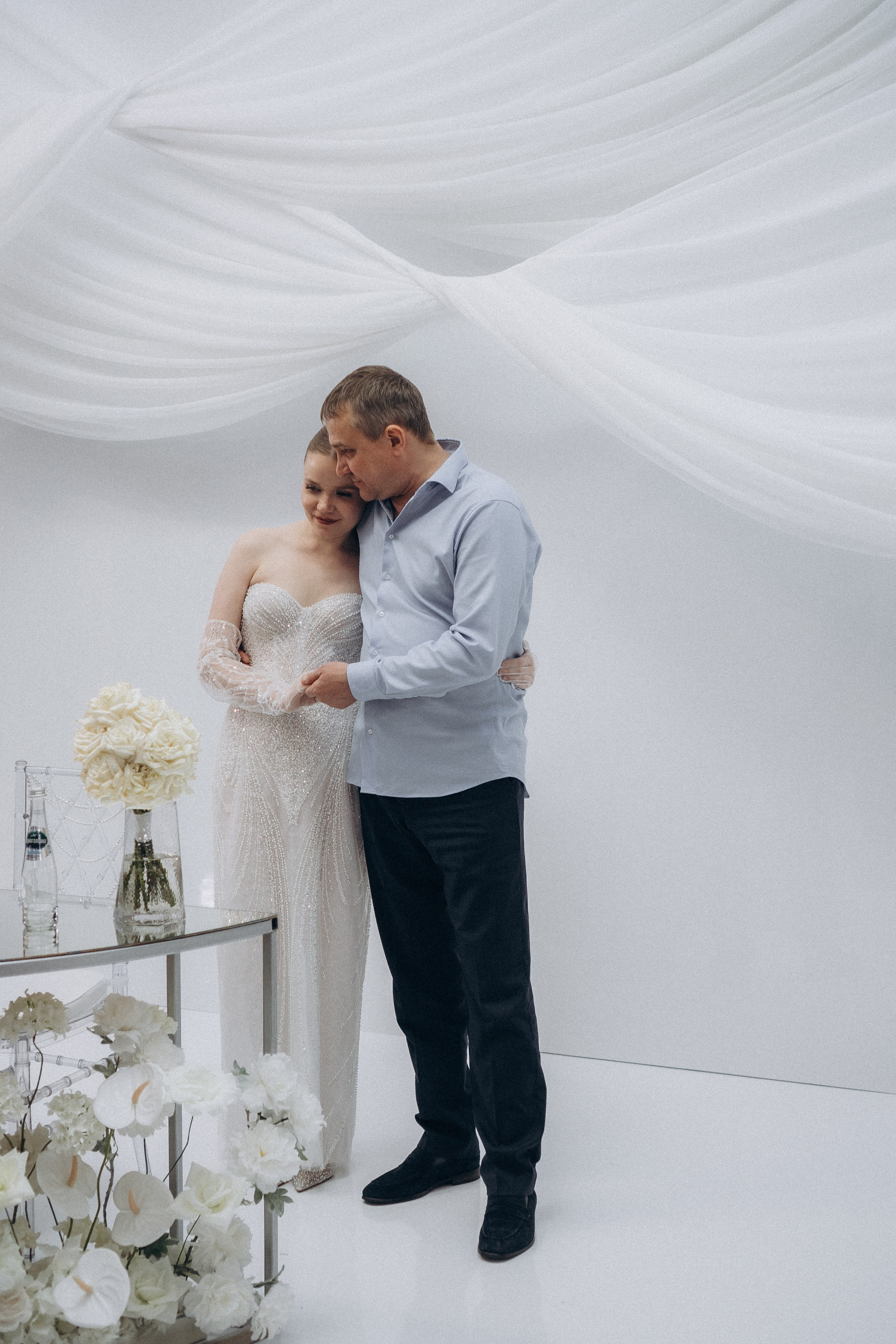 СВАДЕБНАЯ СЬЕМКА СБОРОВ В ОТЕЛЕ И ВЫЕЗД НА ЦЕРЕМОНИЮ (СНЯТО В СИБИРЕ В НИЖНЕВАРТОВСКЕ). Профессиональный фотограф, Санкт-Петербург — Виктория Богомолова