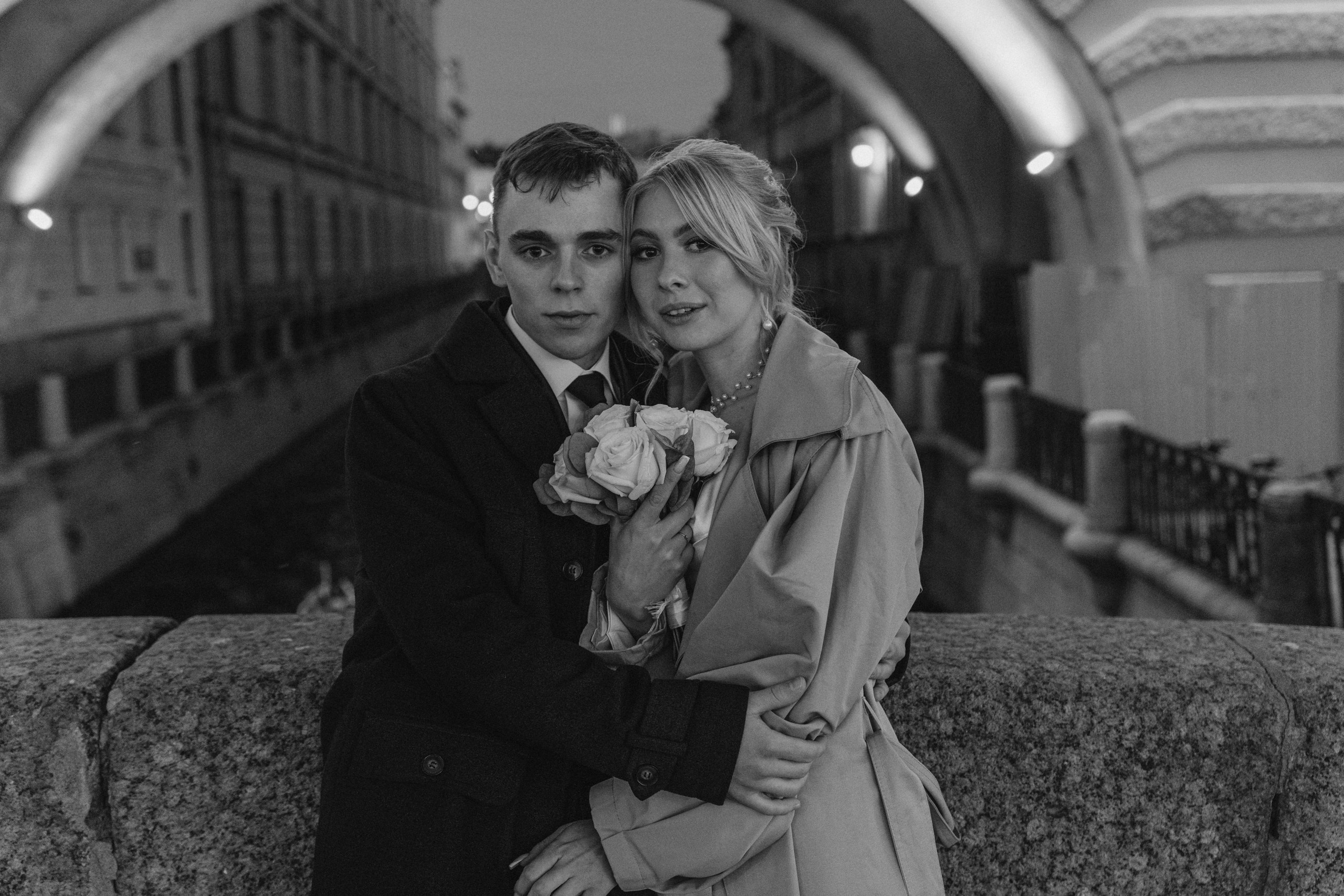 Свадебная фотосессия в Санкт-Петербурге. Исаакиевский собор. Дворец Бракосочетания №2 на Фурштатской