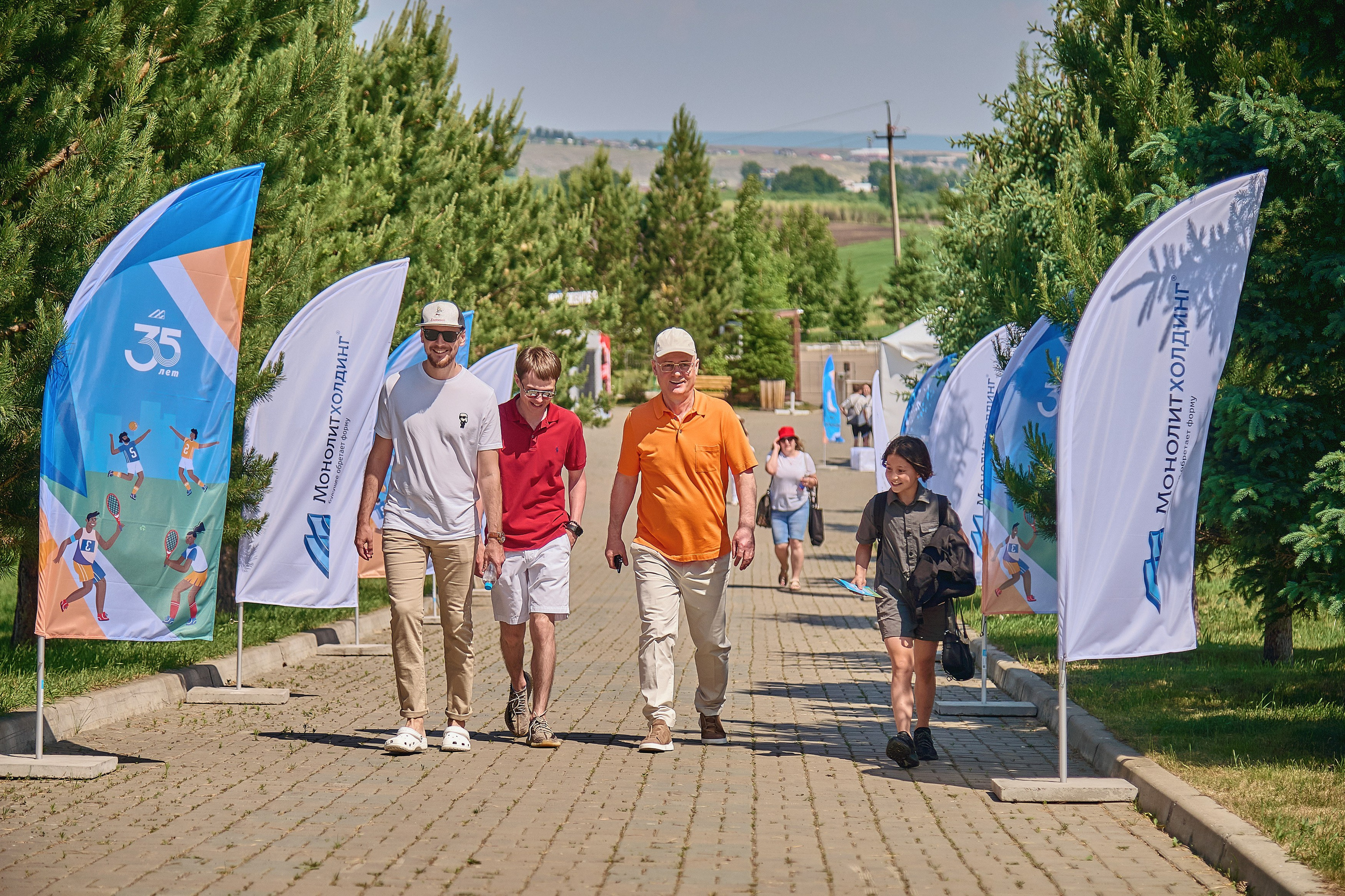 Монолитхолдинг — Емельяновское озеро. Фотограф Яковлев Роман — Красноярск