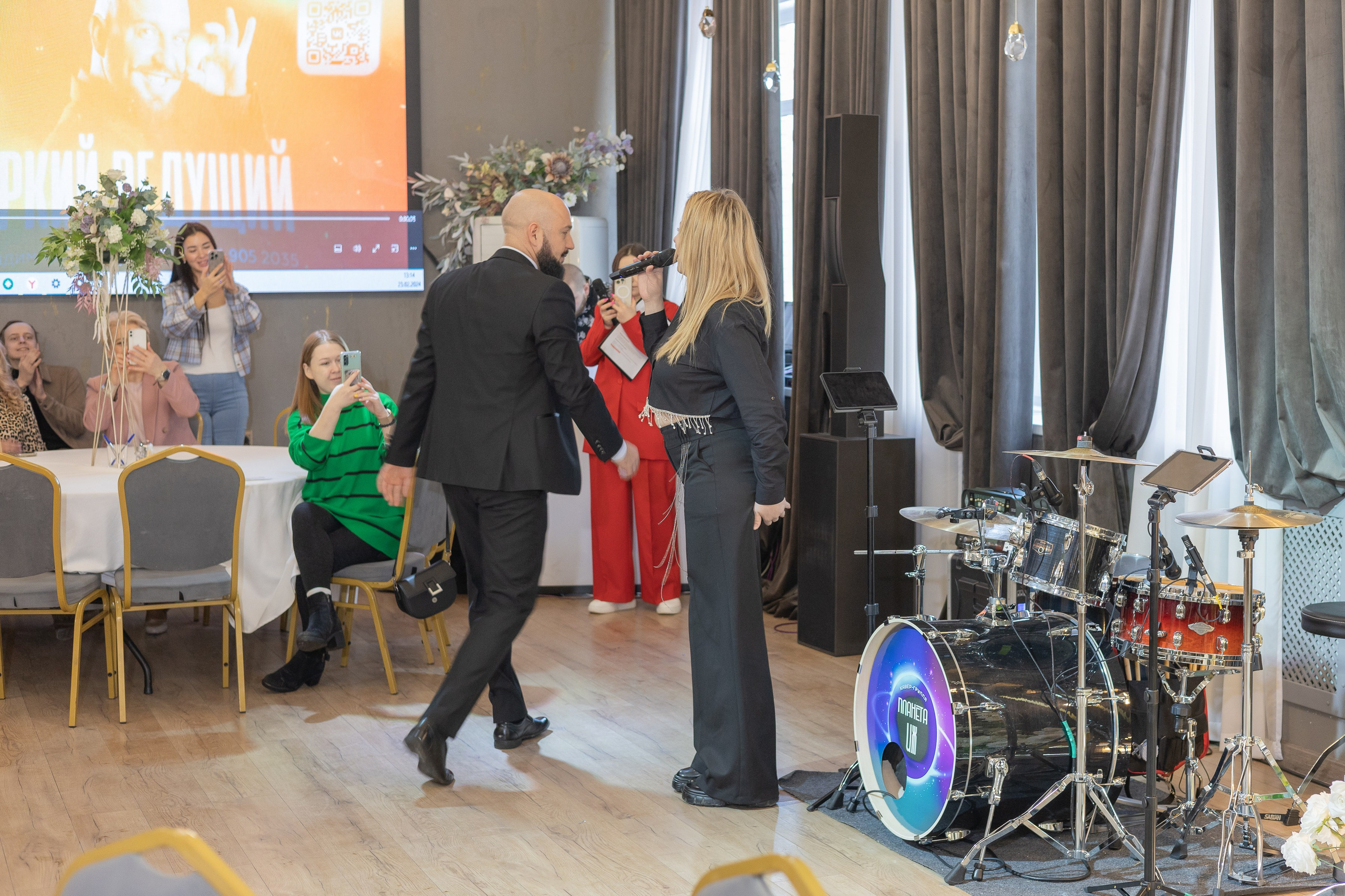 Свадебное чаепитие для молодоженов