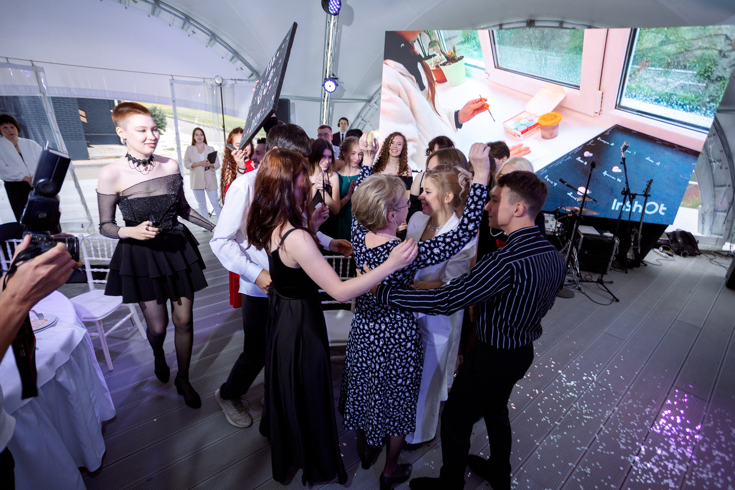 ВЫПУСКНОЙ: Волки-Липки. Все фото. Профессиональный фотограф в Ижевске Леша Петров