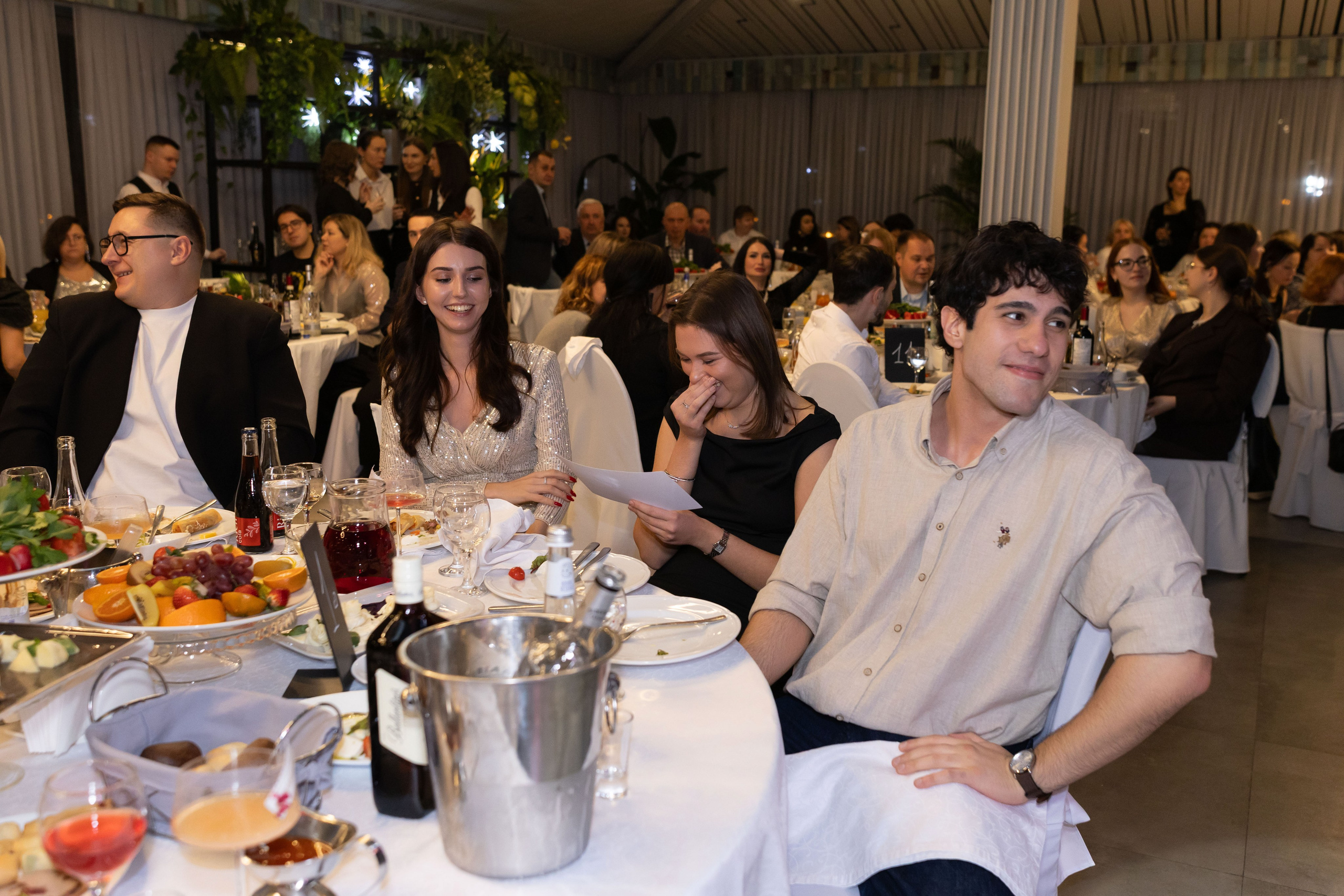 Корпоратив ресторан Времена года Москва. Семейный и детский фотограф Анна Петракова