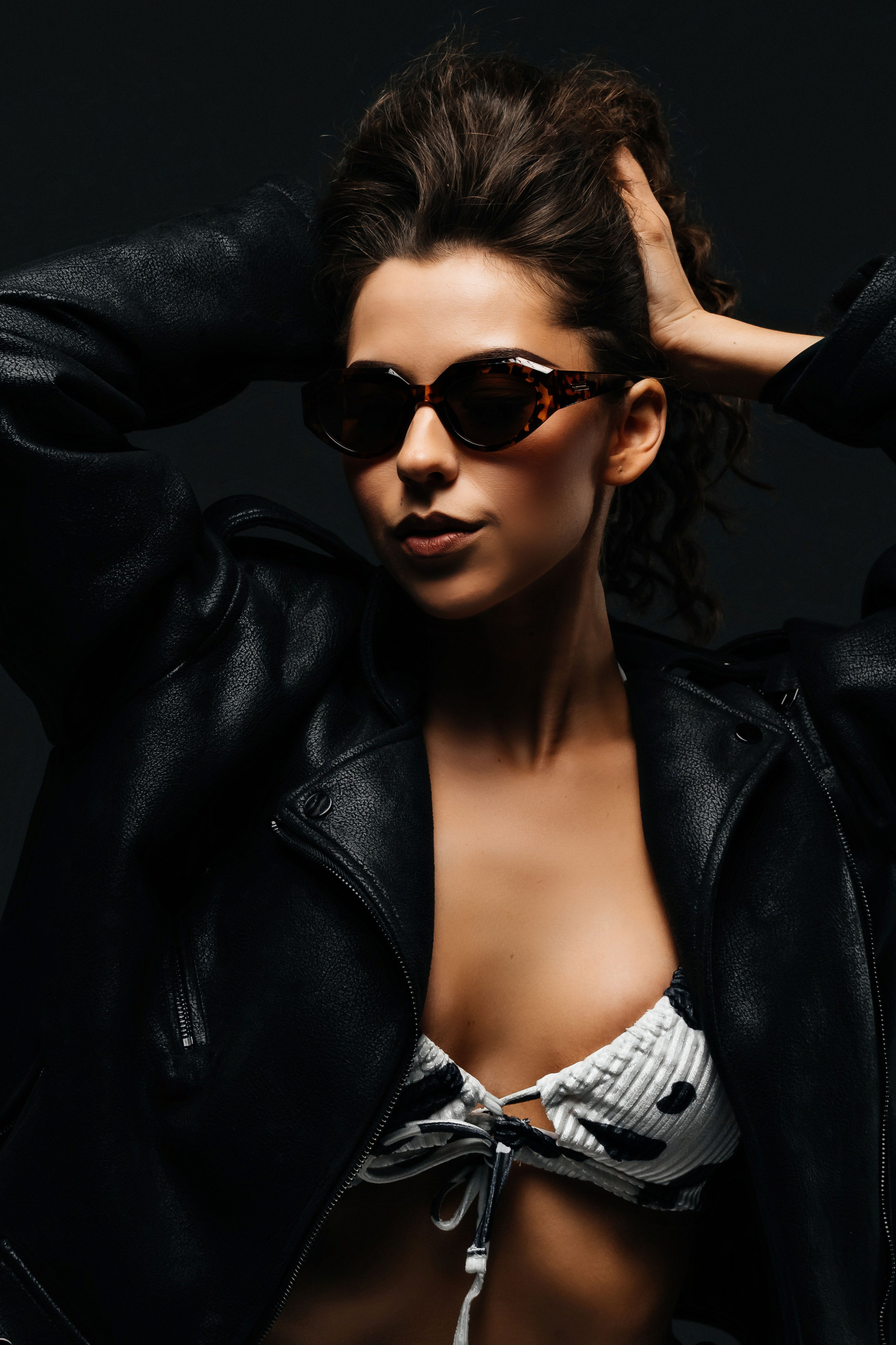 Студийный минимализм. Виктория Алпеева — фотограф по любви