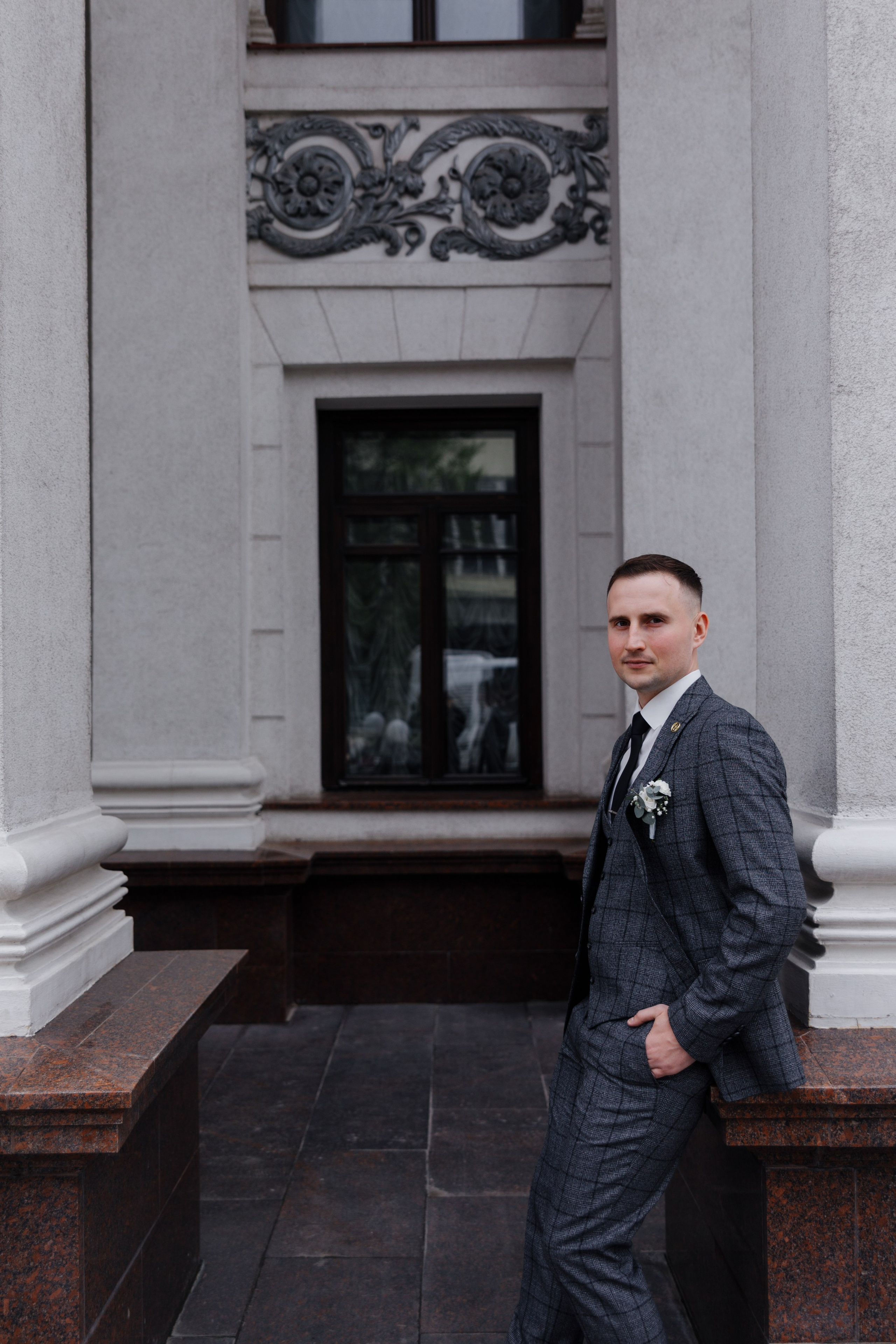 Апрельская история. Главная