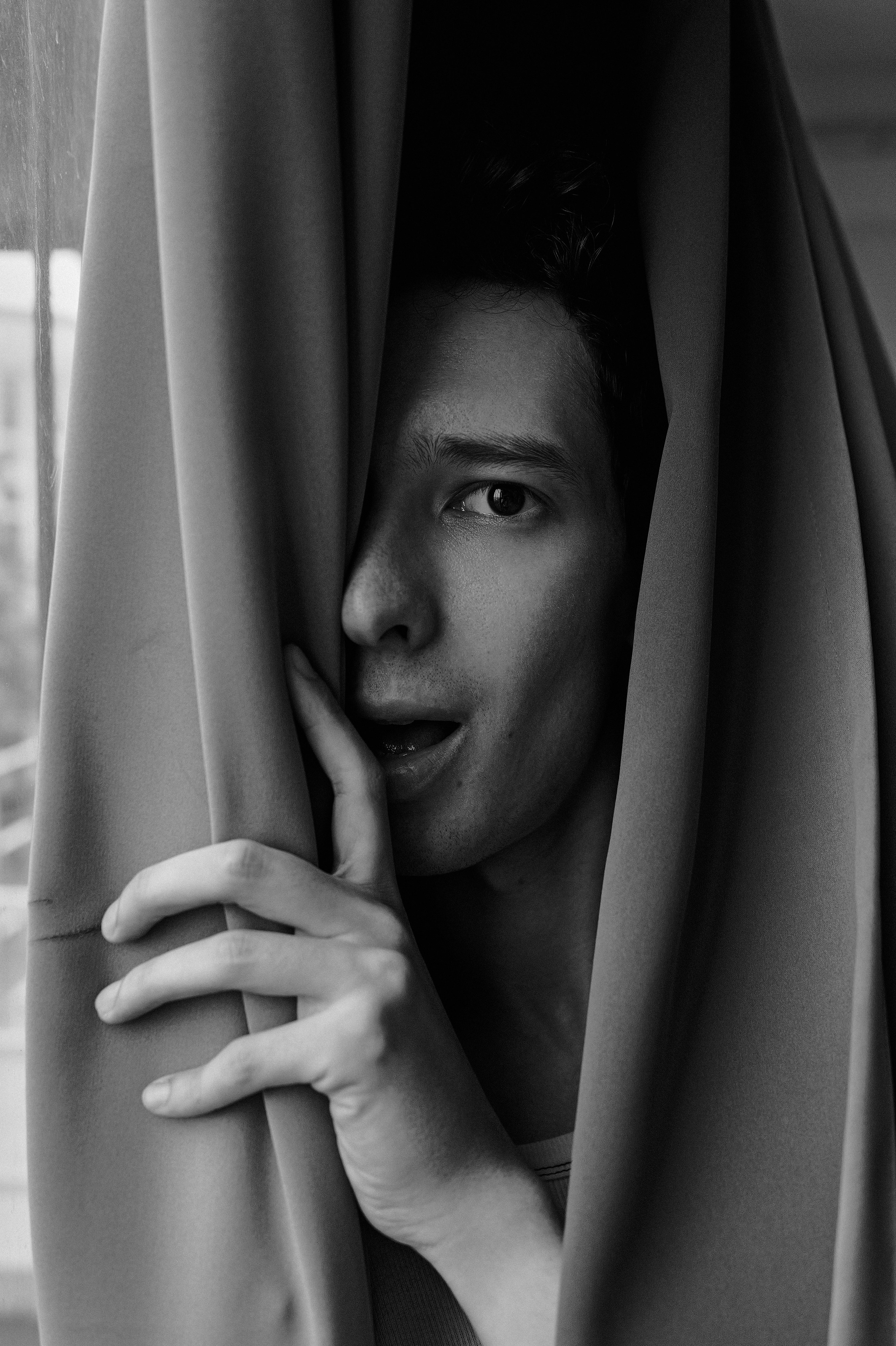 Barcelona creative portrait capturing raw emotions and minimalistic style