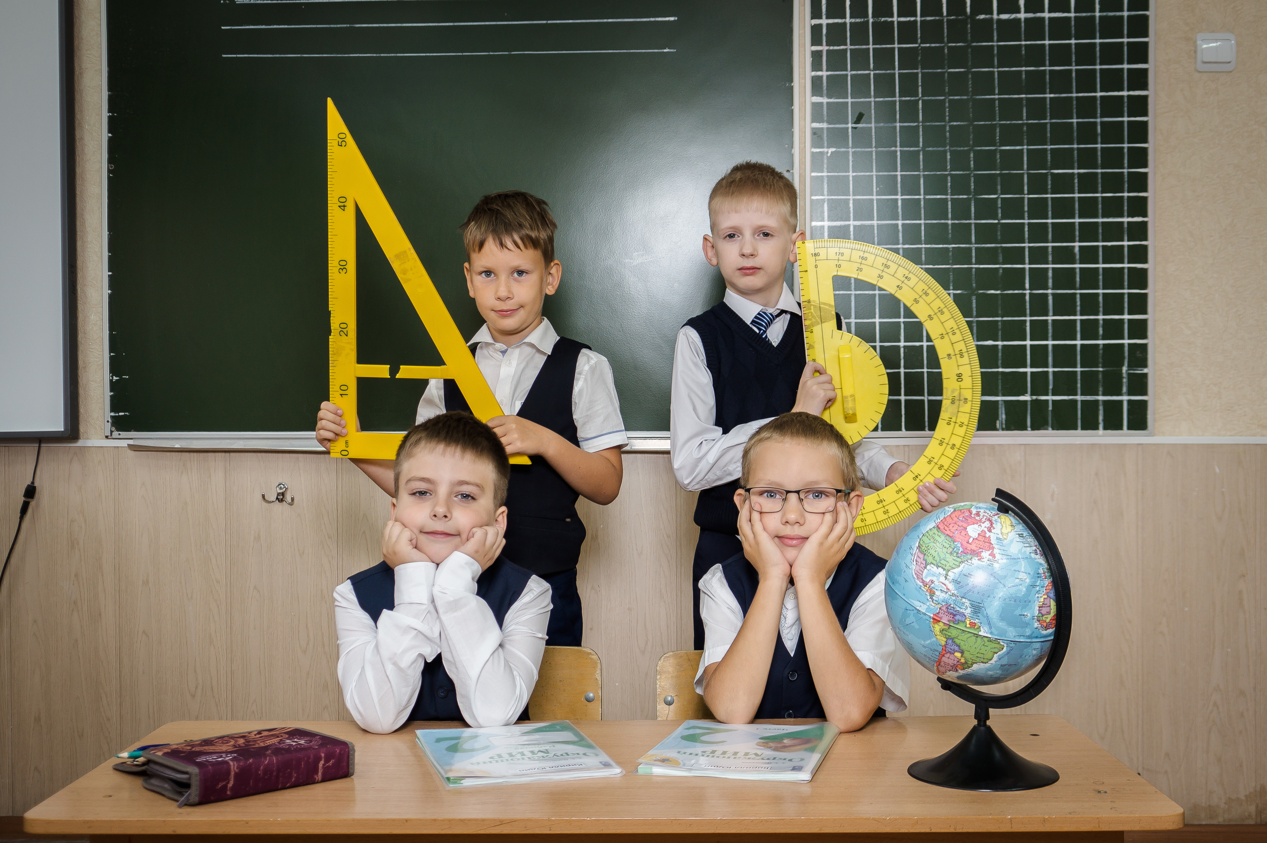 Школа № 37 2"В». Фотосъемка в детском саду и школе. Фотоальбомы и фотокниги ВЫПУСКНИК