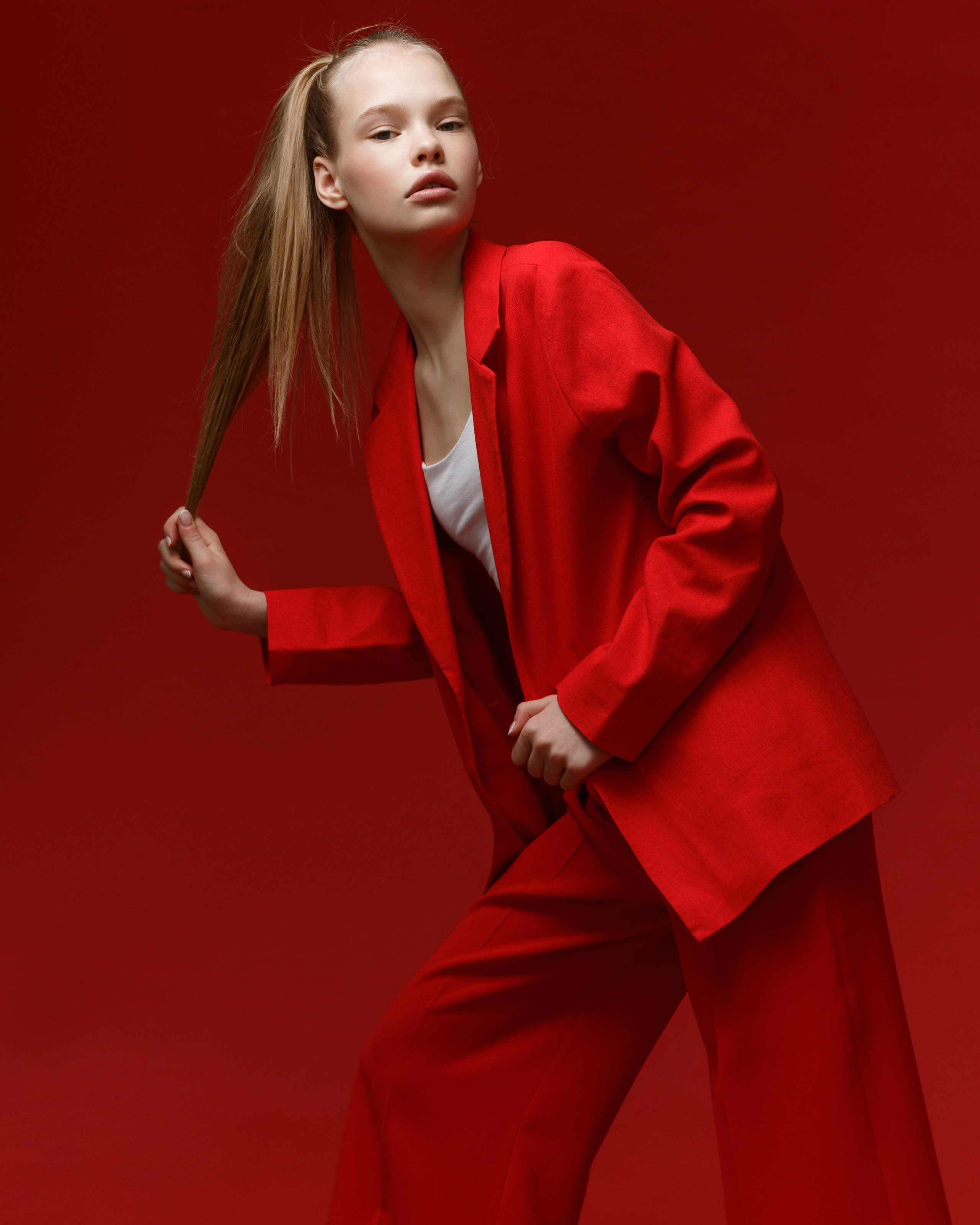 СЪЕМКИ В СТУДИИ. Oksanaseregina.wfolio.pro