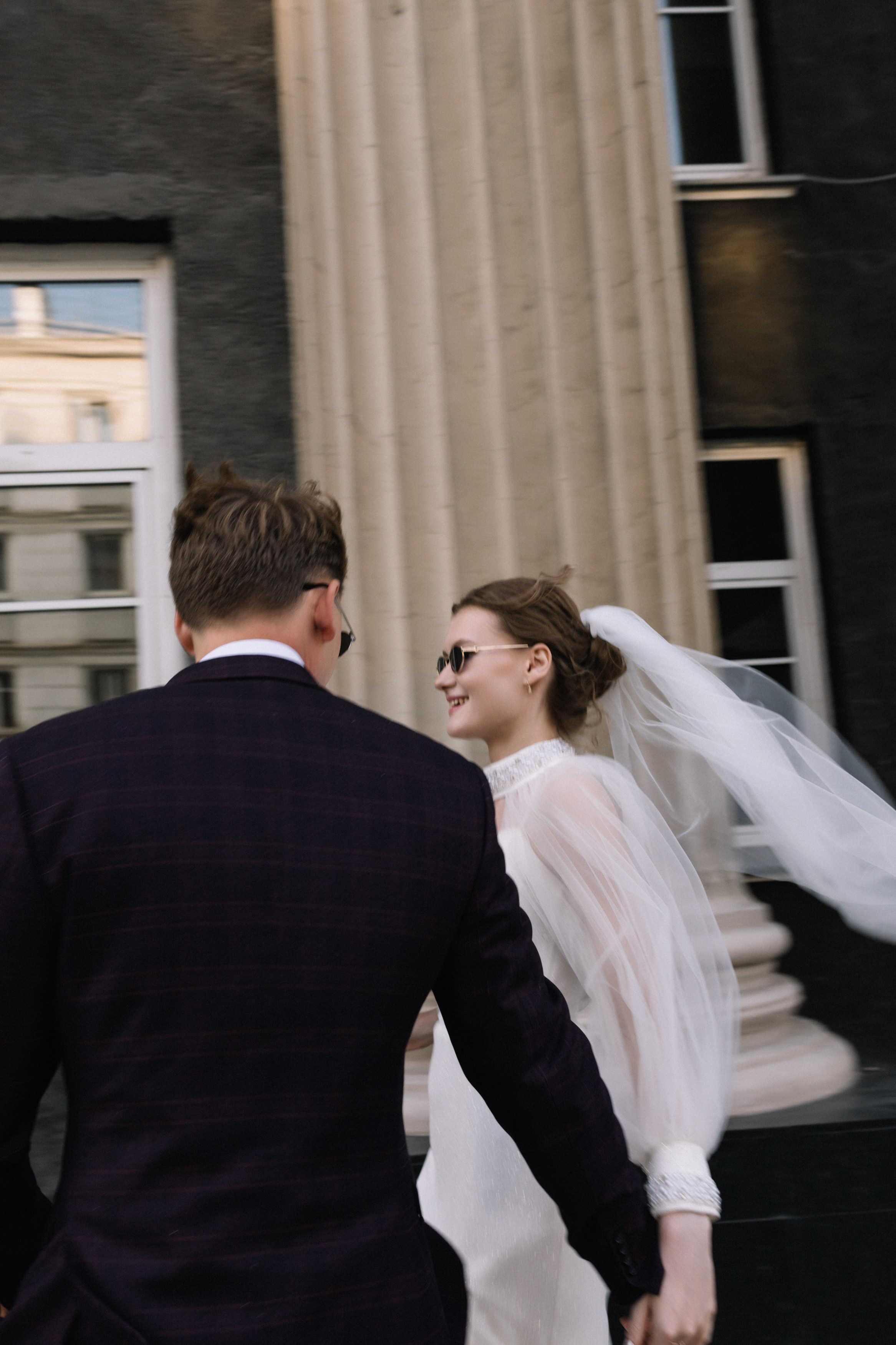 Владислав и Юлия Вечерняя прогулка по городу. Свадебный Фотограф в Иркутске Екатерина Елисеева