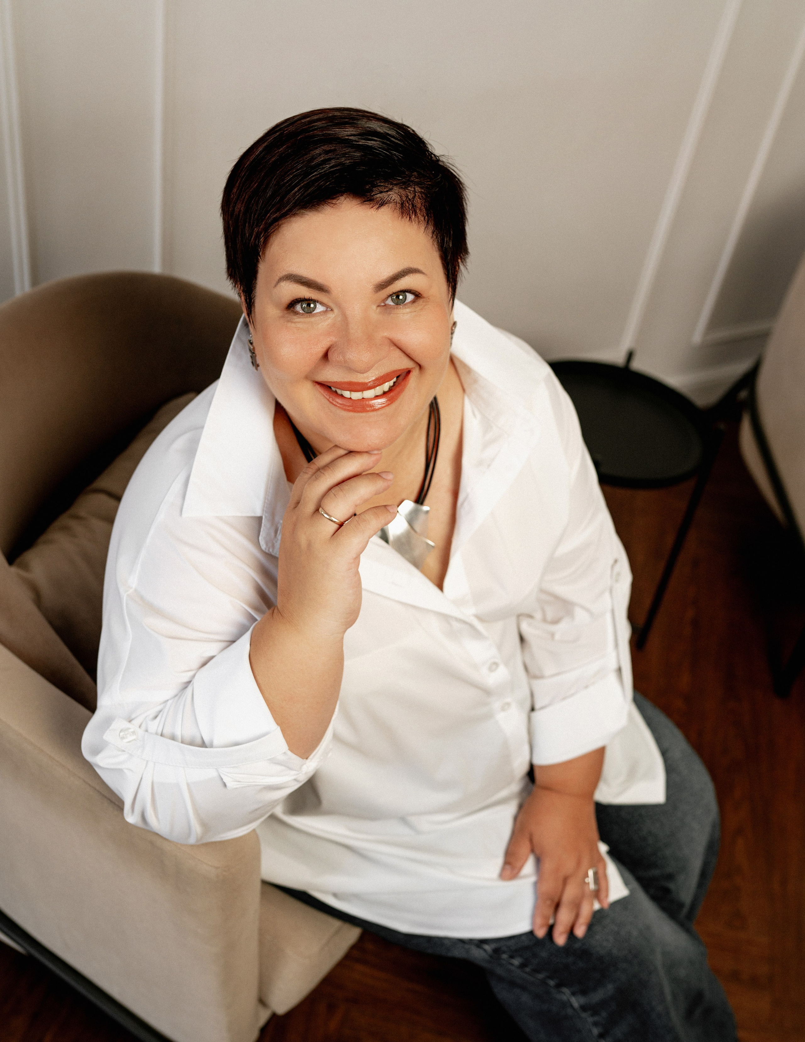 Индивидуальная фотосессия в студии. Фотограф Ким Наталья в Красноярске