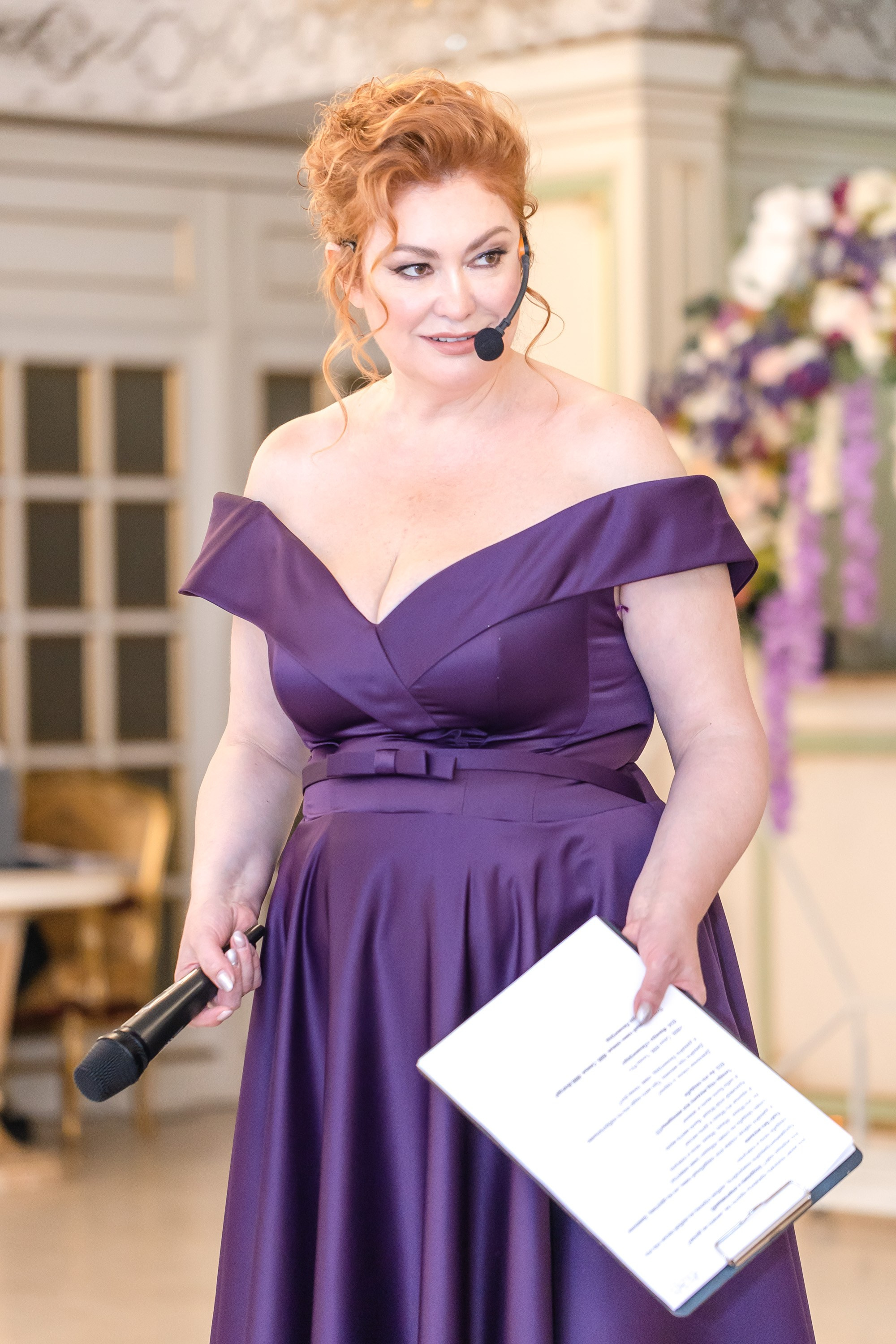 Фотосессия: Ведущая мероприятий Оксана. Фотограф Владимир Охрименко