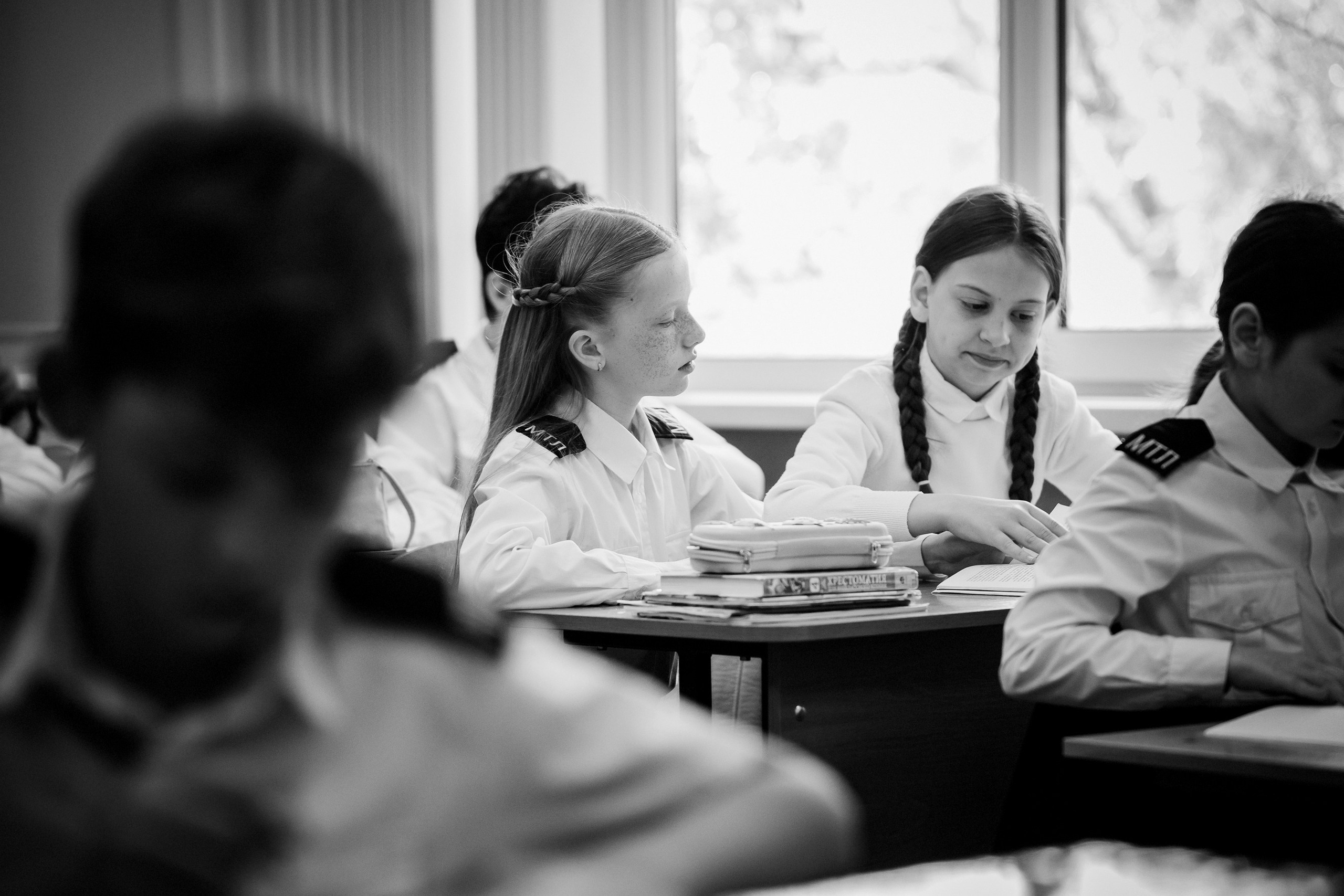 Юля, День в школе. Выпускные альбомы, школьные фотосессии в городе Новороссийске