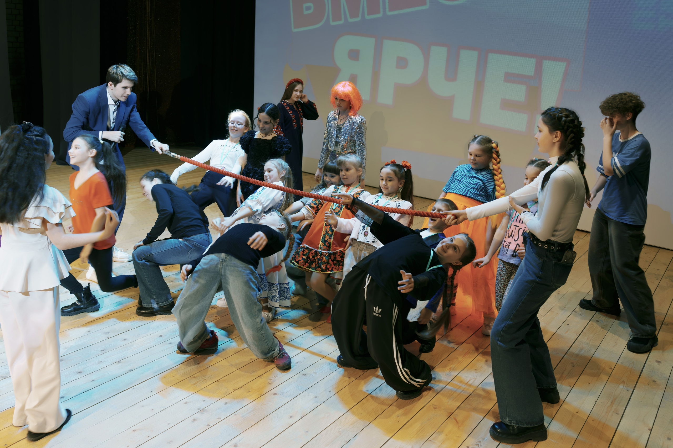 Арт-объединение Творческие люди. ДК Литвинки «Вместе ярче». Фотограф Евгений Егоров