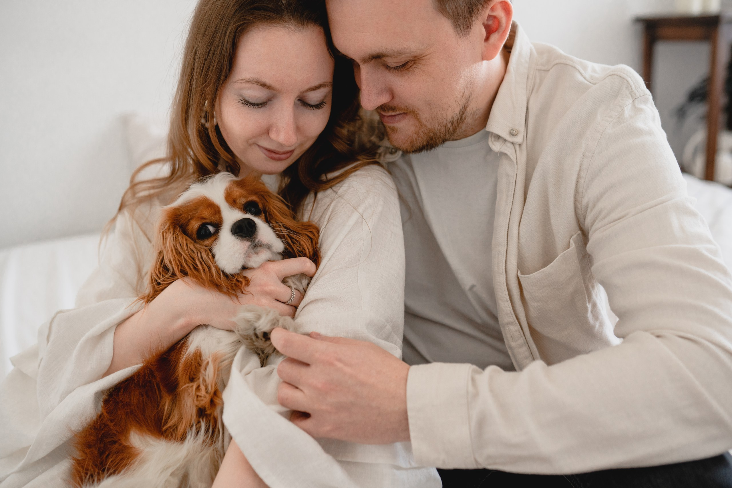Юля и Сережа в винтажной квартире. Семейный фотограф в Москве Лилия Лебедева