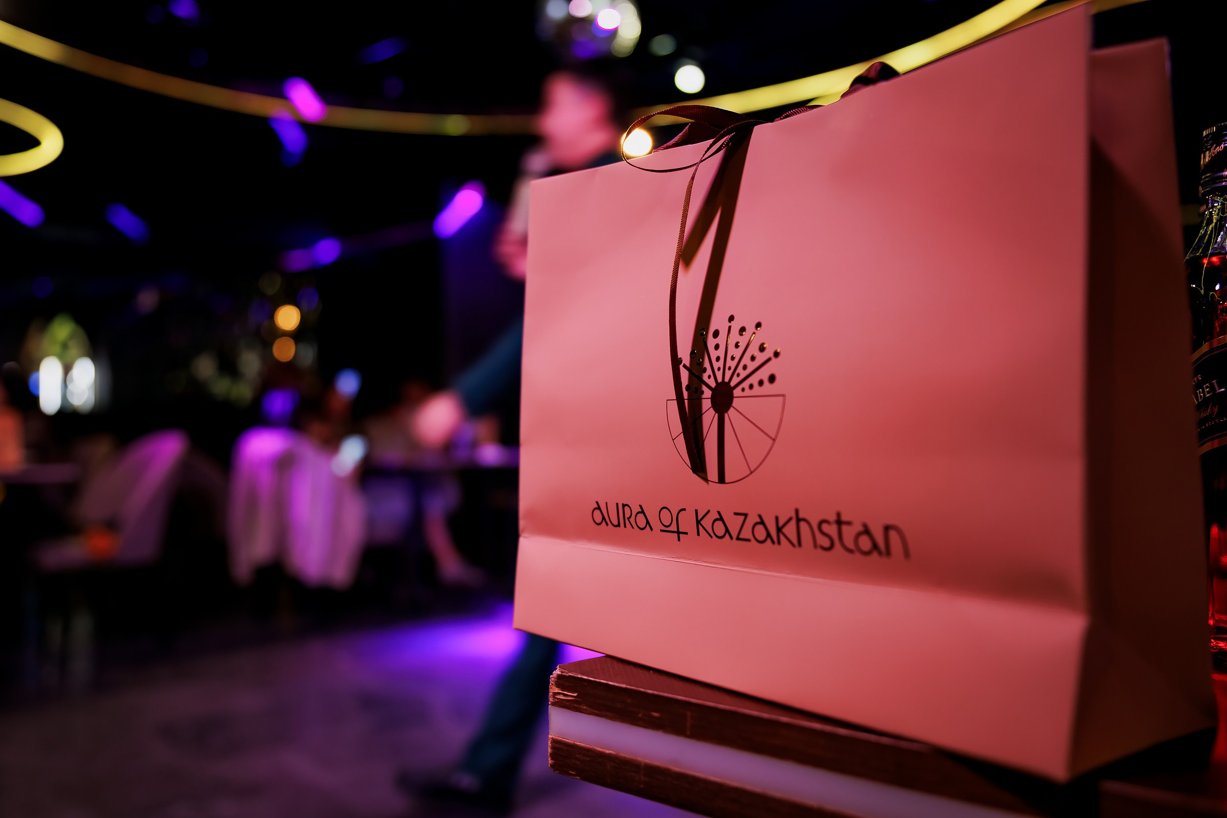 Угадать за 60 секунд-Event Bar. Репортажный фотограф в Алматы Каюпов Сержан