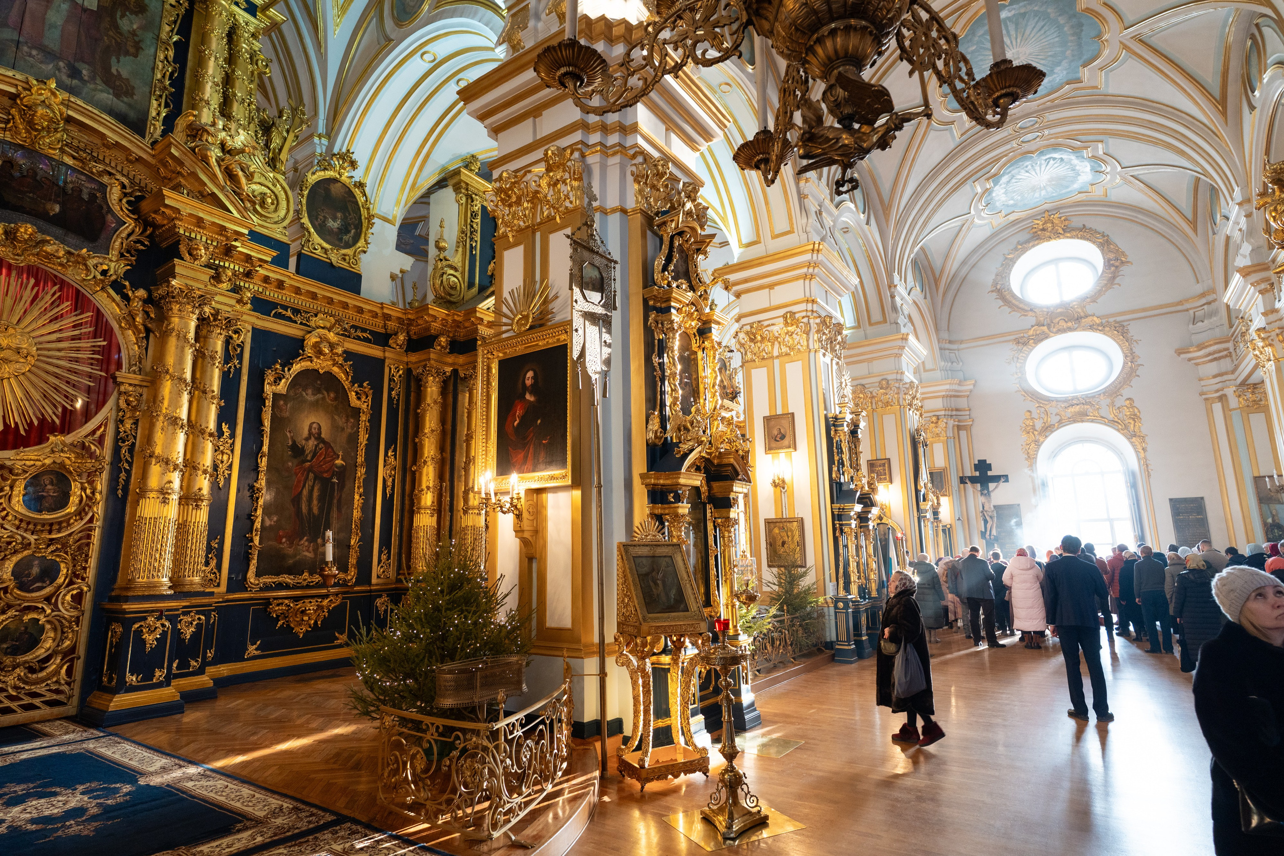 Неделя 33-я по Пятидесятнице, по Богоявлении. Попразднство Богоявления. Мученицы Татианы Римской. НИКОЛО-БОГОЯВЛЕНСКИЙ МОРСКОЙ СОБОР