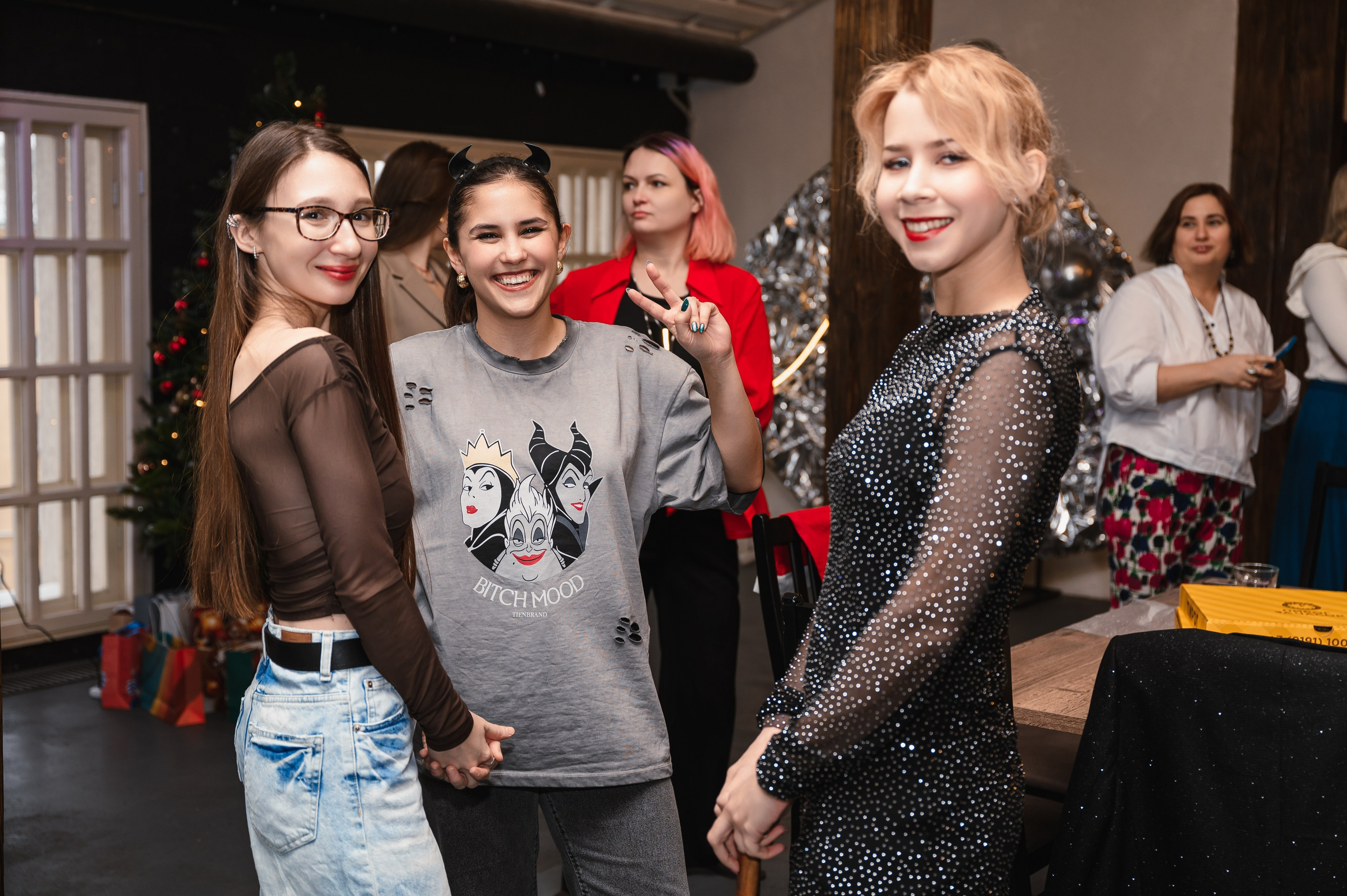 Новый год в клубе «Читалка». Свадебный и просто хороший фотограф в Челябинске