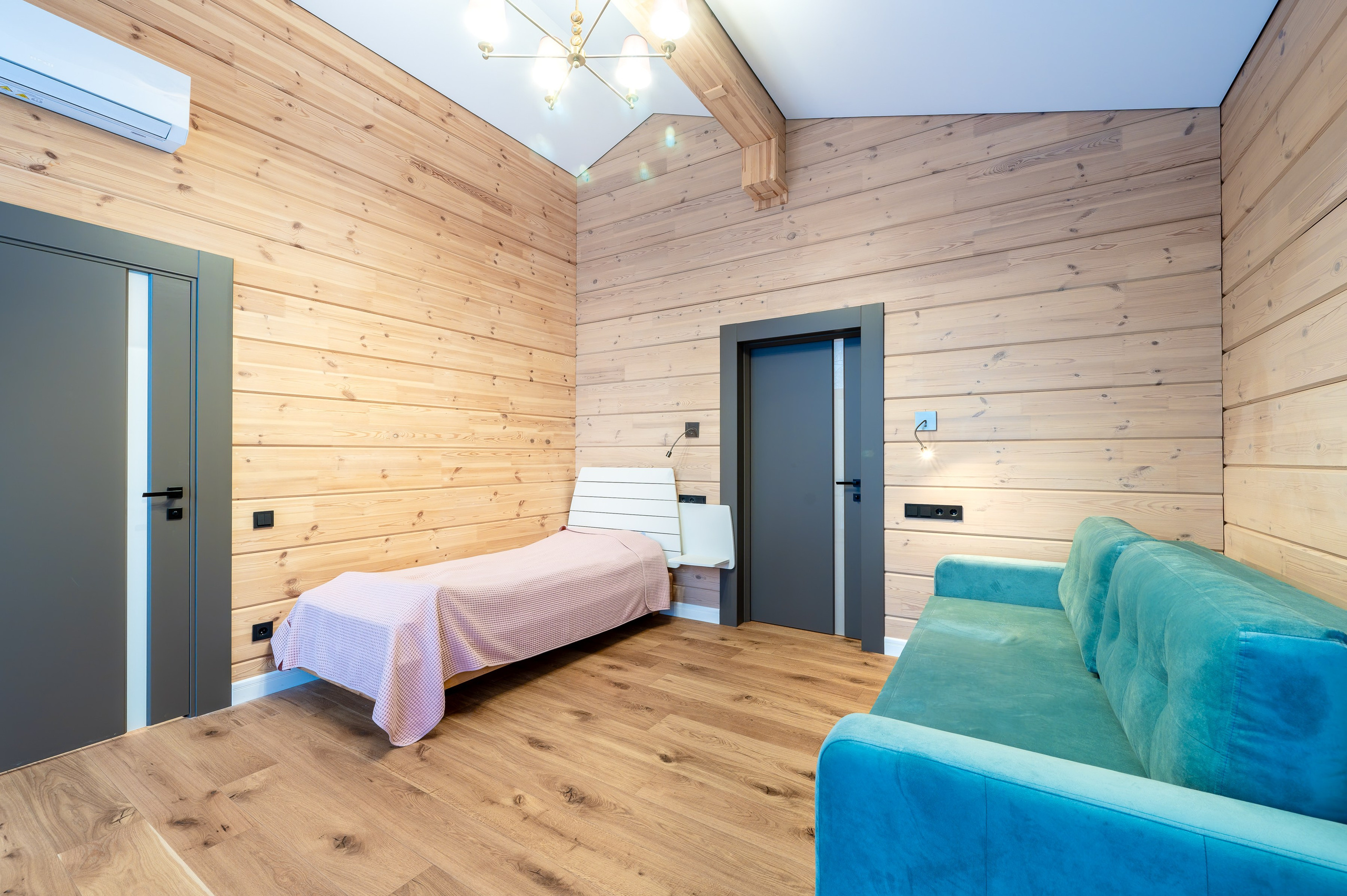 Дом на продажу. Интерьерный фотограф. Фото- видеосъемка недвижимости Санкт-Петербург