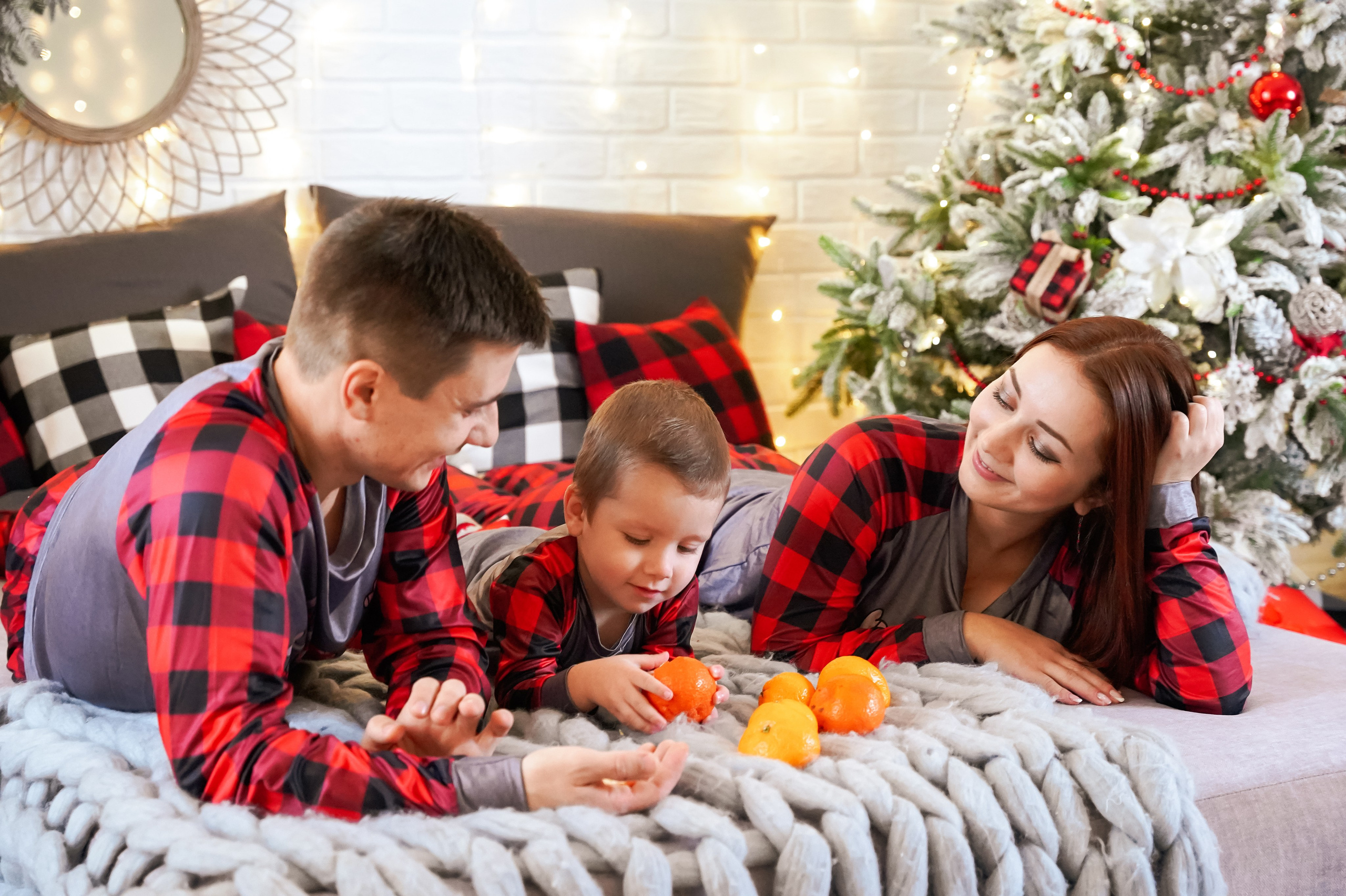 ПИЖАМНЫЙ НОВЫЙ ГОД. Фотограф в Ялте Инна Найден. Детский и семейный фотограф