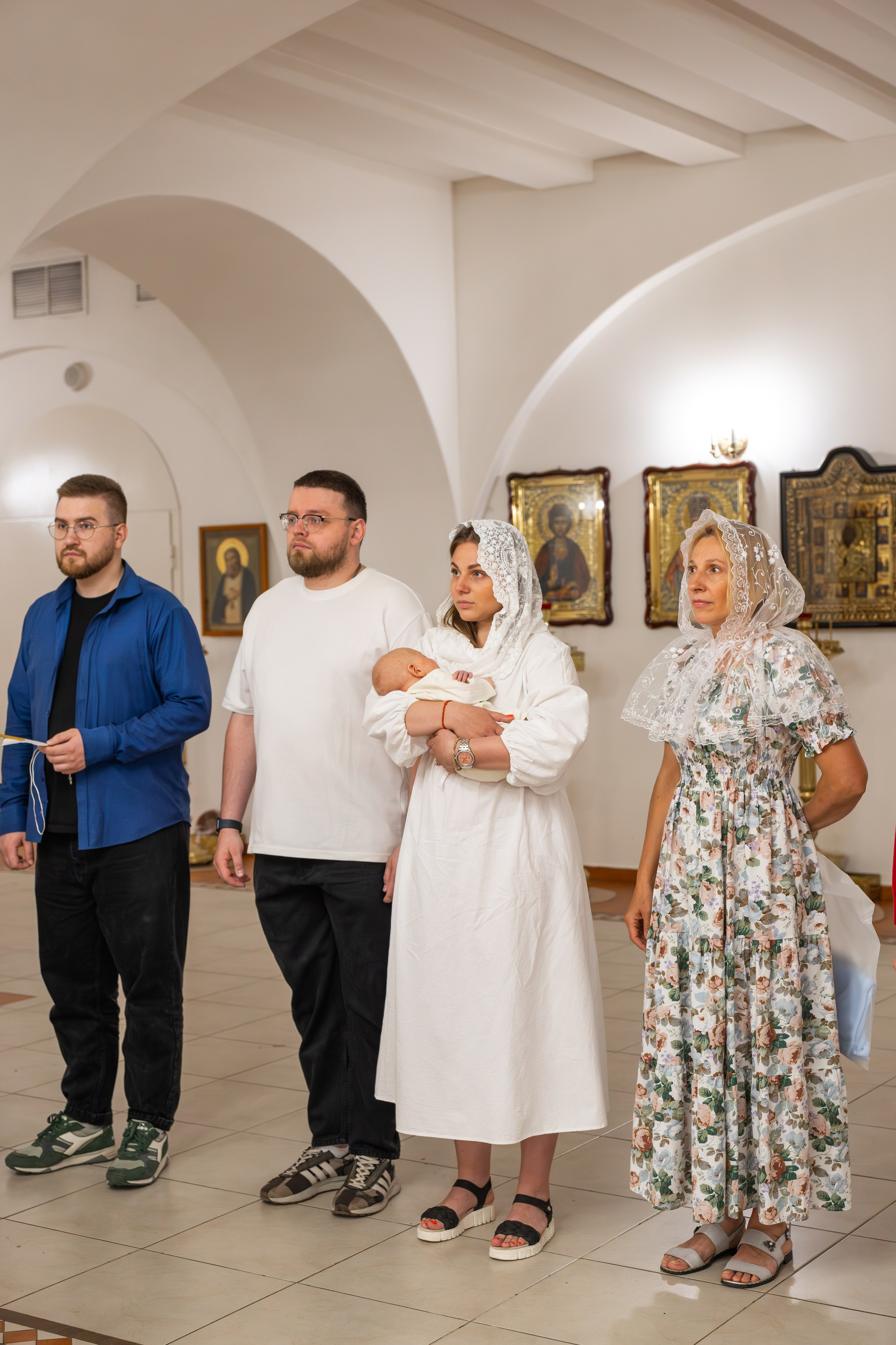 Таинство крещения Артёма. Семейный и свадебный фотограф в Москве Елизавета Окульская