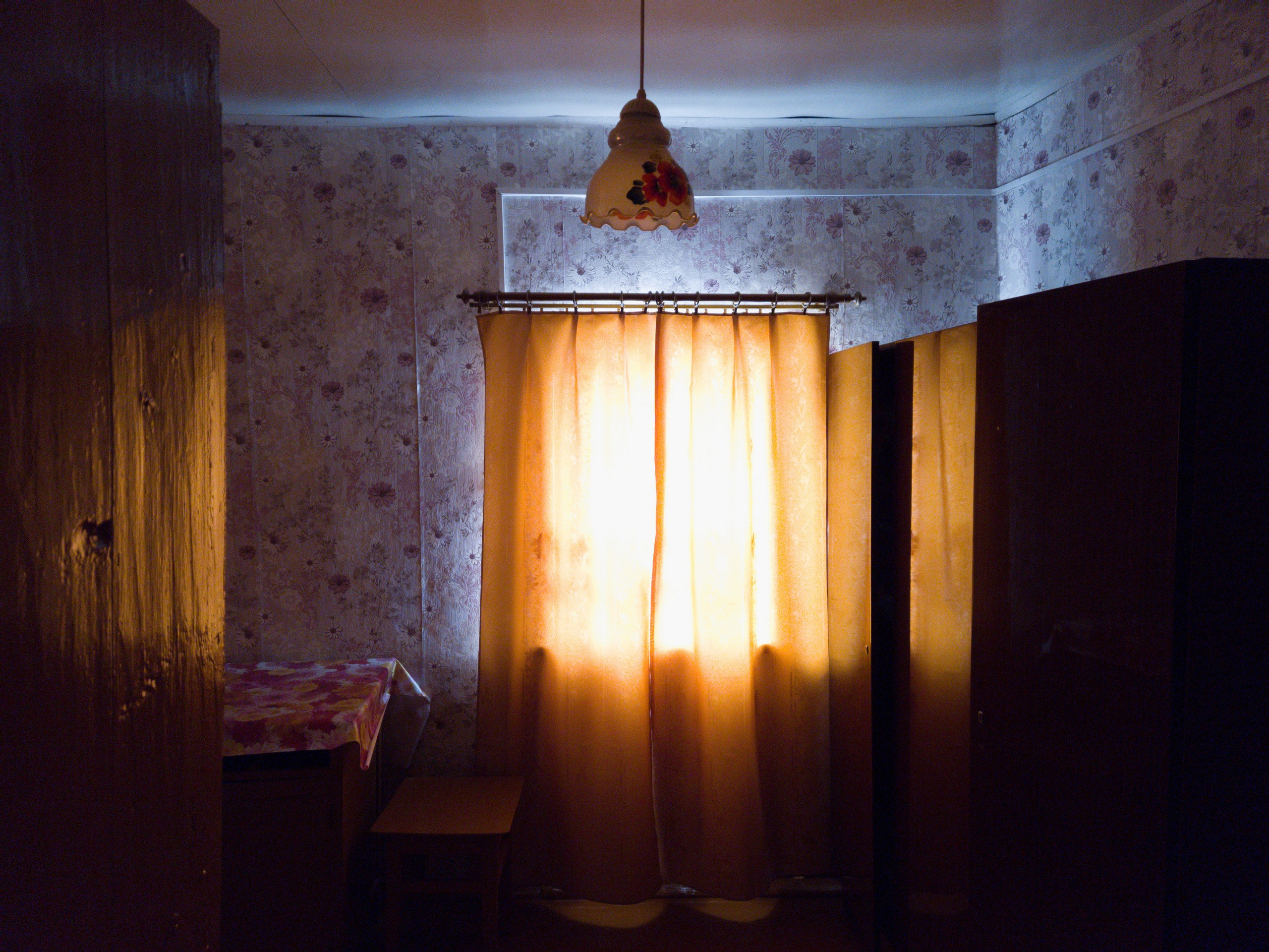 Home.land. Künstler Verstecktoff