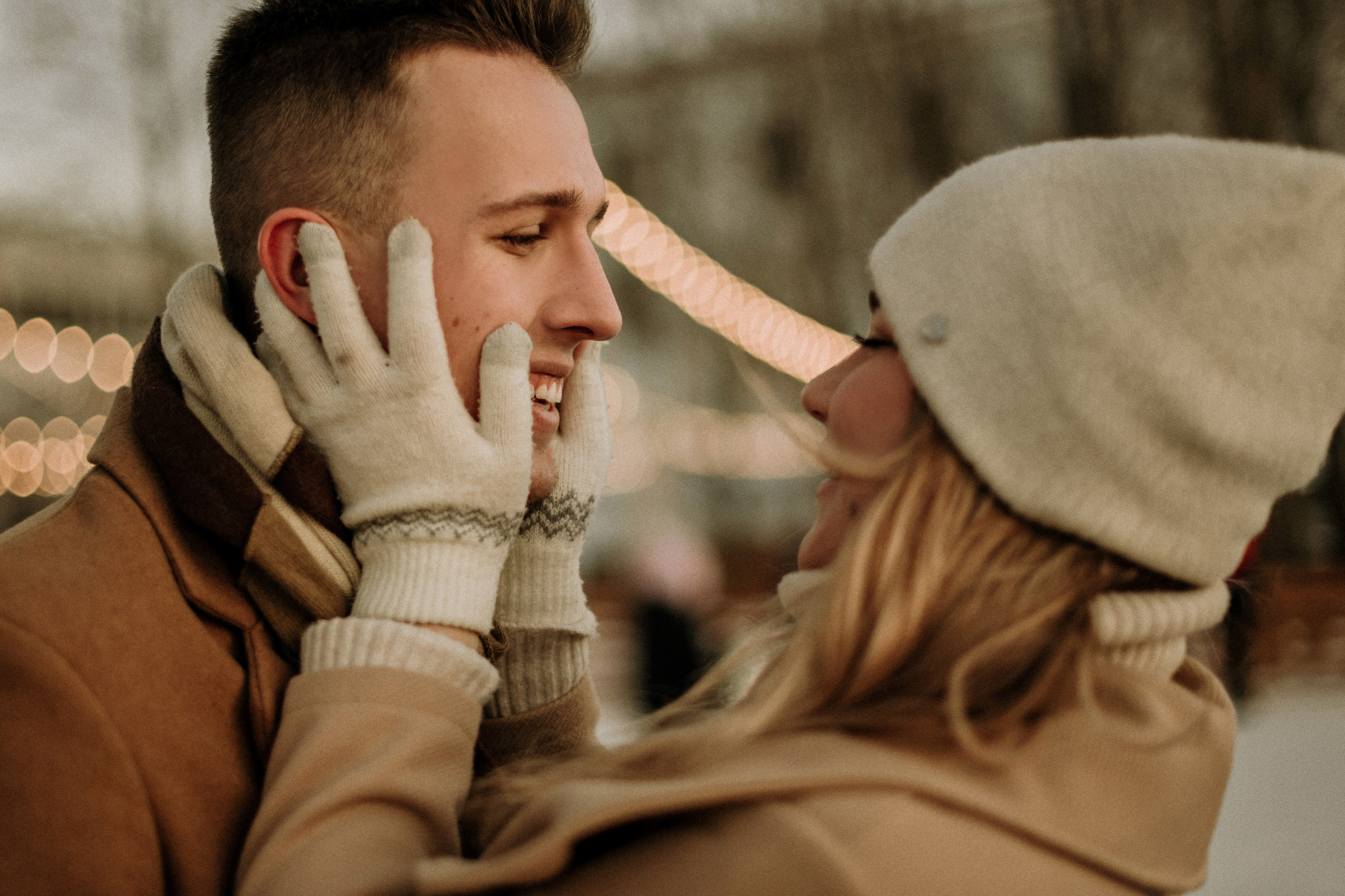 Лиза и Антон. Каток. Свадебный фотограф в Санкт-Петербурге София Шубик