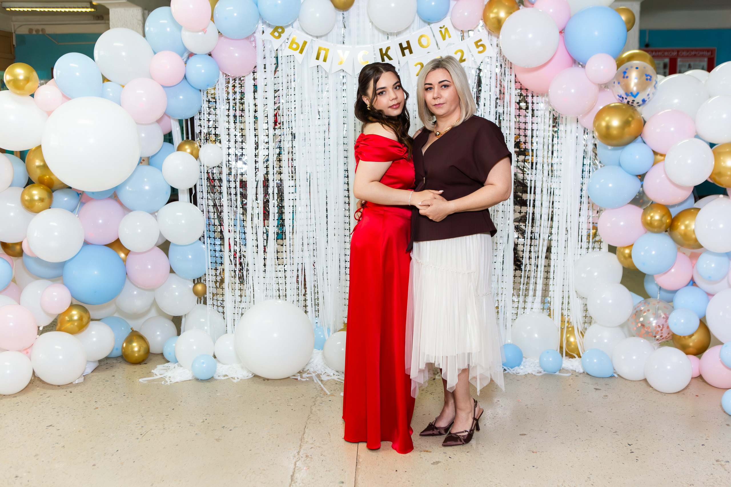 ФОТОСЕССИЯ С РОДИТЕЛЯМИ ВЫПУСКНОЙ 2025 9 ШКОЛА МЦЕНСК. ТВОЙ АЛЬБОМ / ТВОИ ПРАВИЛА